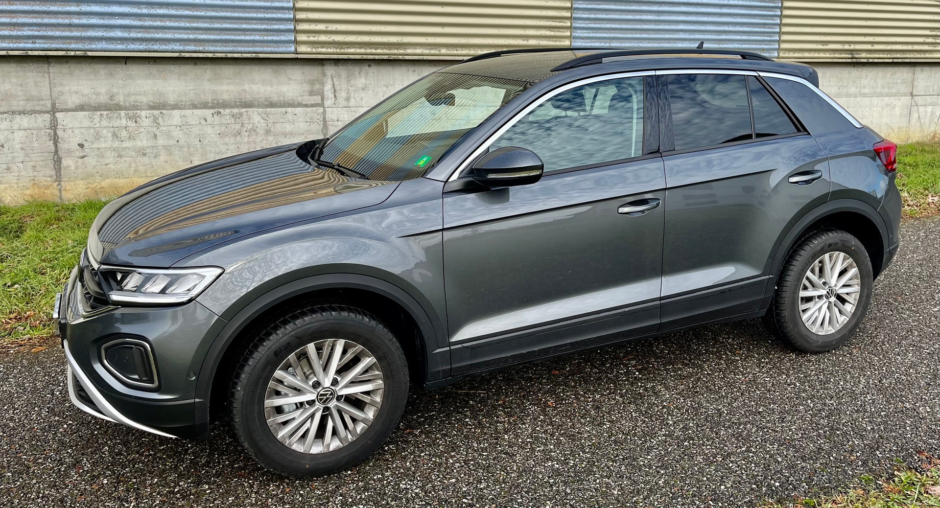 VW T-Roc 1.5 TSI EVO Life DSG-image-1