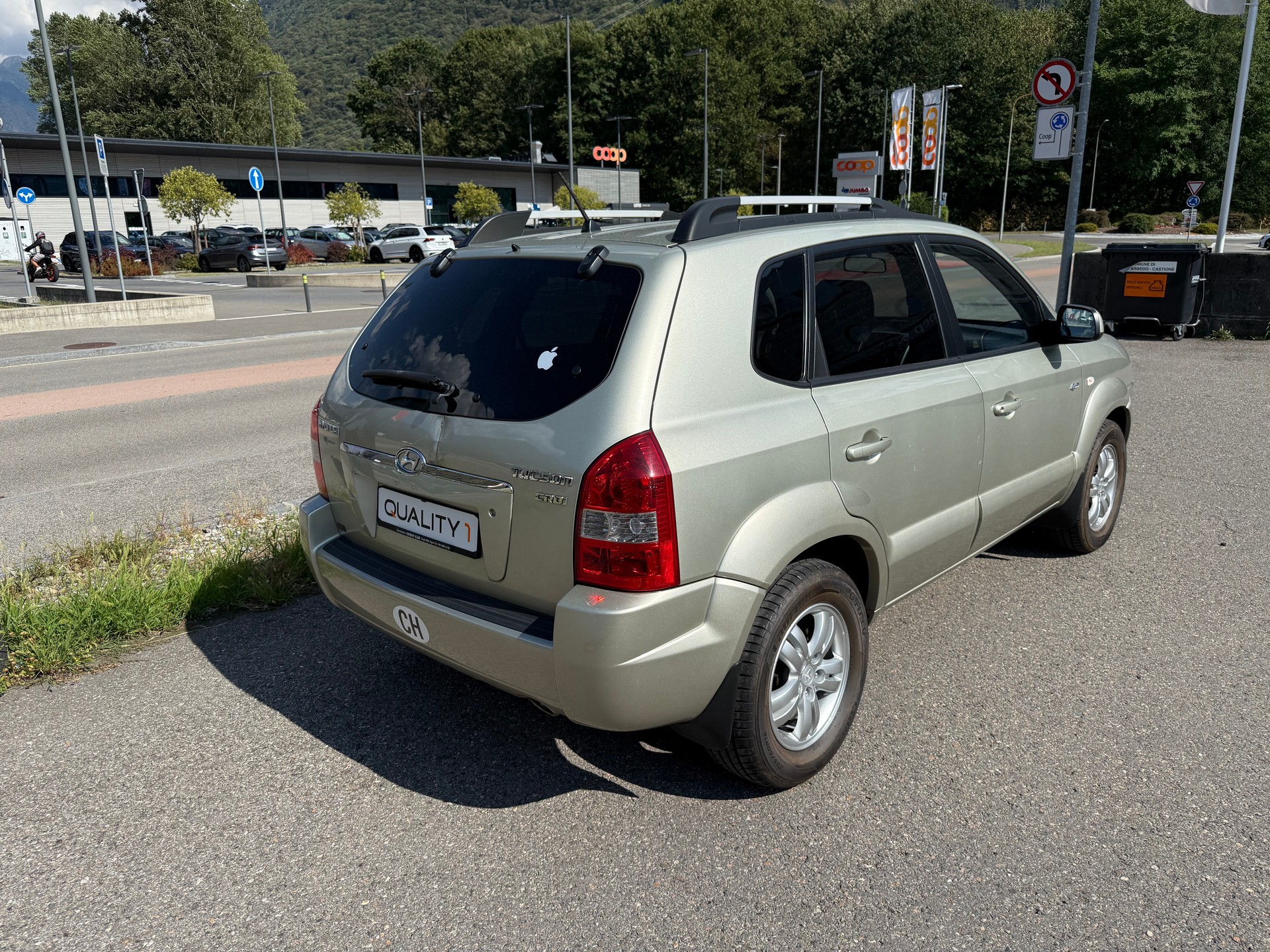 HYUNDAI Tucson 2.0 CRDi VGT Swiss Limited Edition 4WD-image-5