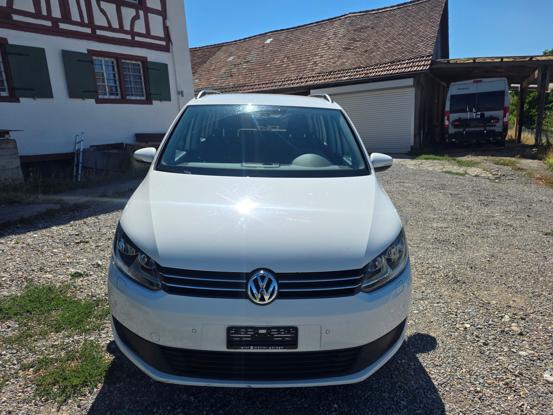VW Touran 1.2 TSI Trendline-image-0