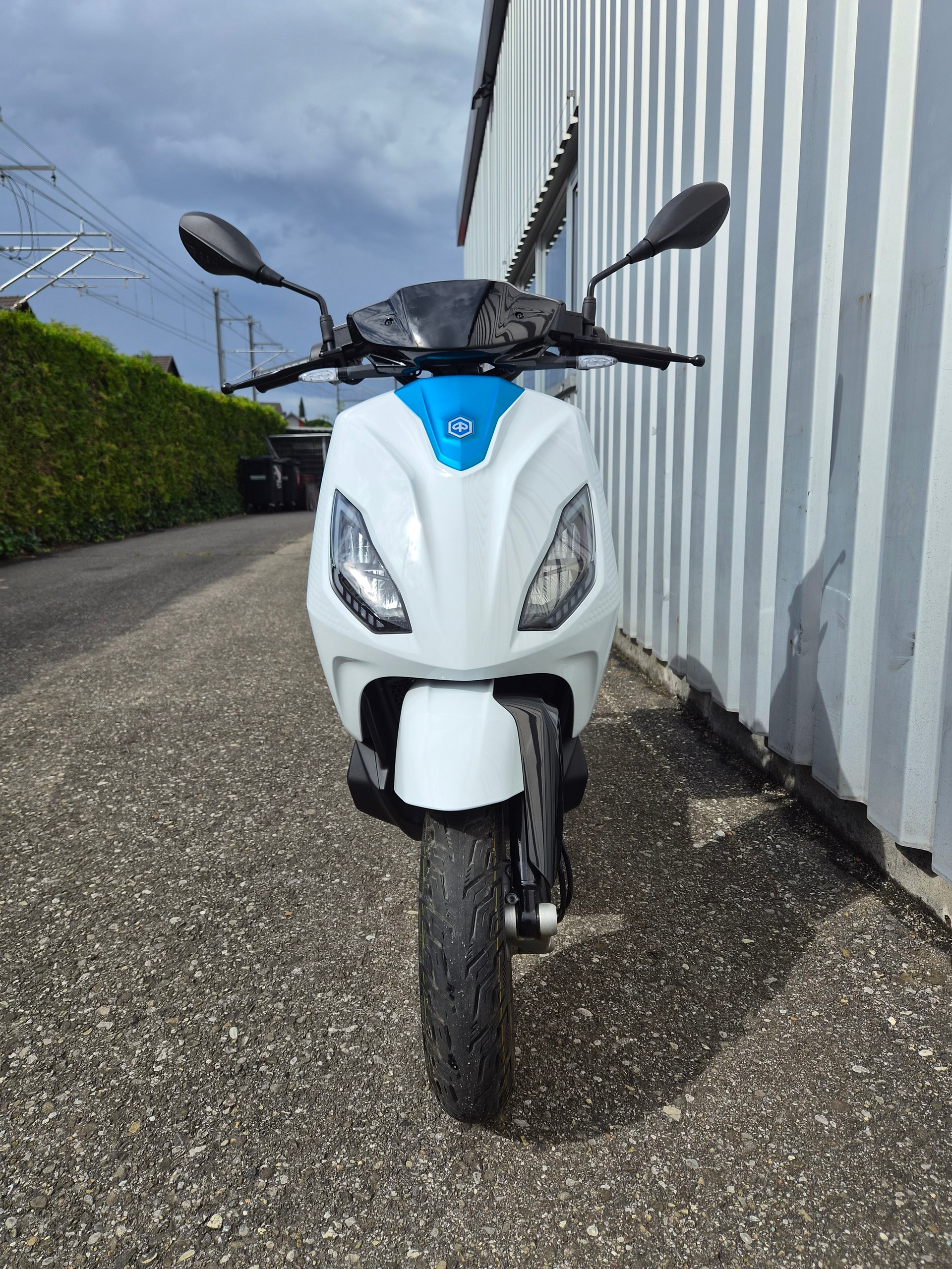 PIAGGIO Piaggio 1 Active 60km/h KUNDENAUFTRAGFull Electric-showroom-element-3