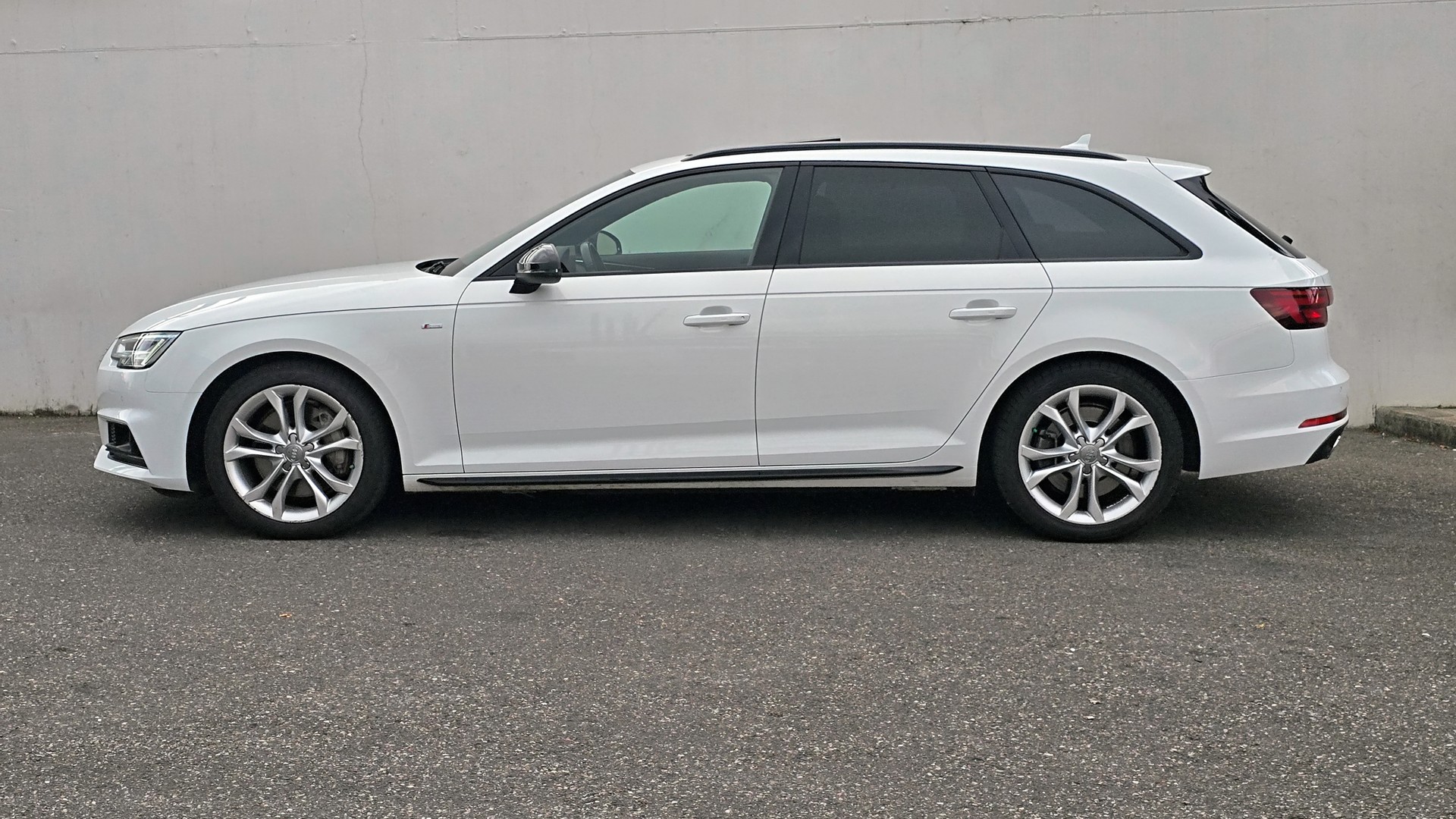 AUDI 2.0 TFSI 252 Sport quattro S-Tronic-image-1