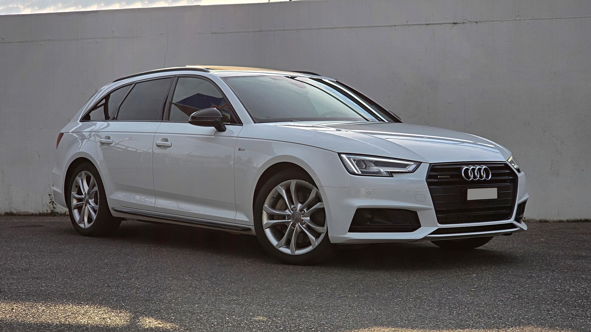 AUDI 2.0 TFSI 252 Sport quattro S-Tronic-image-5