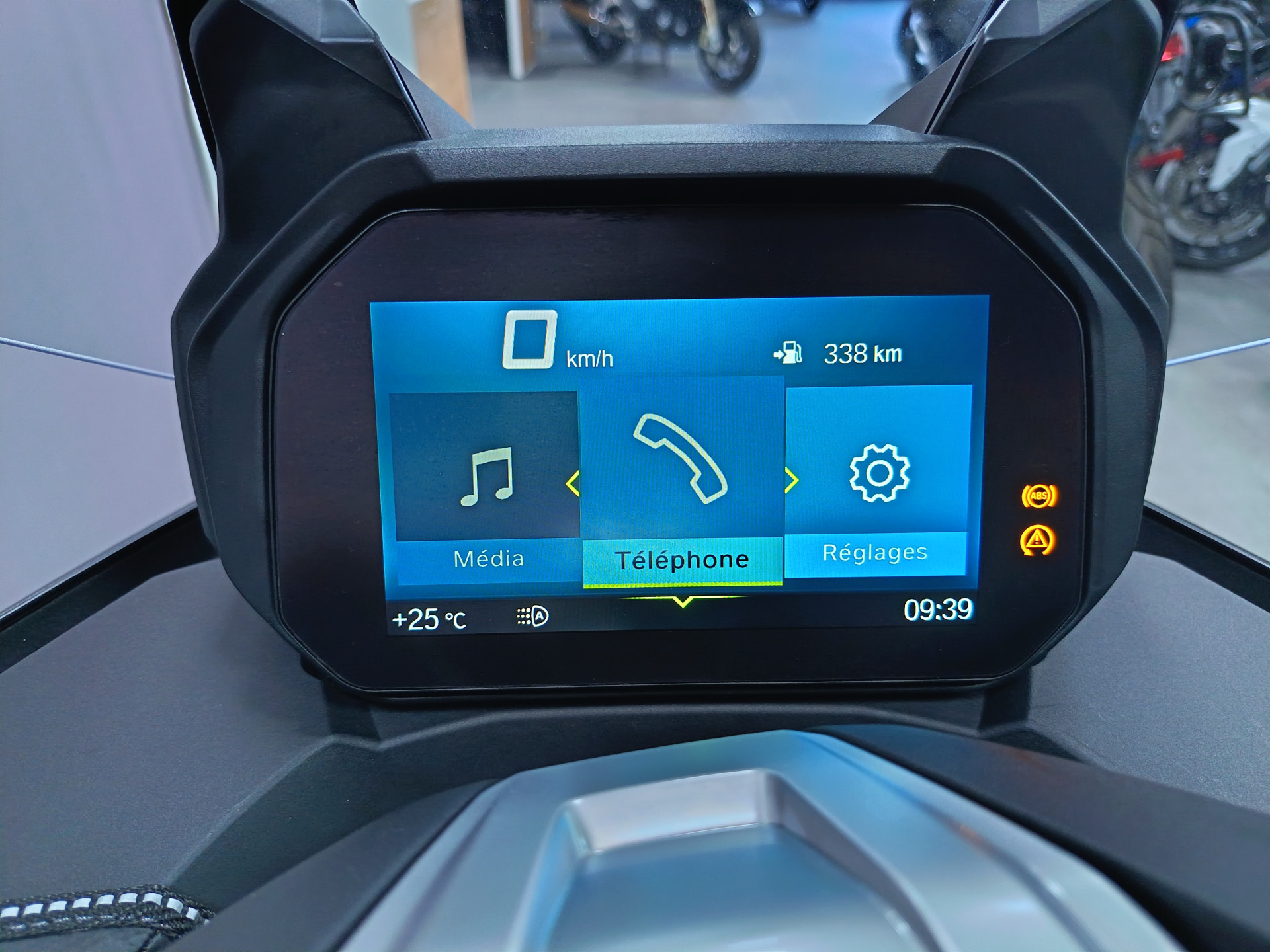 BMW C 400 GT Triple Black ***139 chf/mois sur 36 mois***-image-9