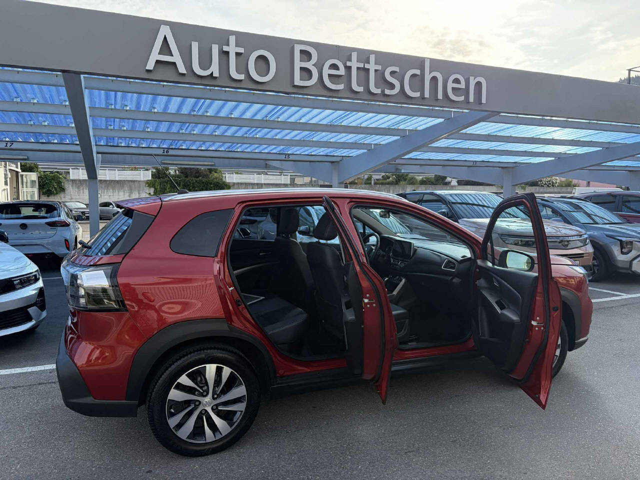 SUZUKI S-Cross 1.5 Compact Top Hybrid 4x4-image-4