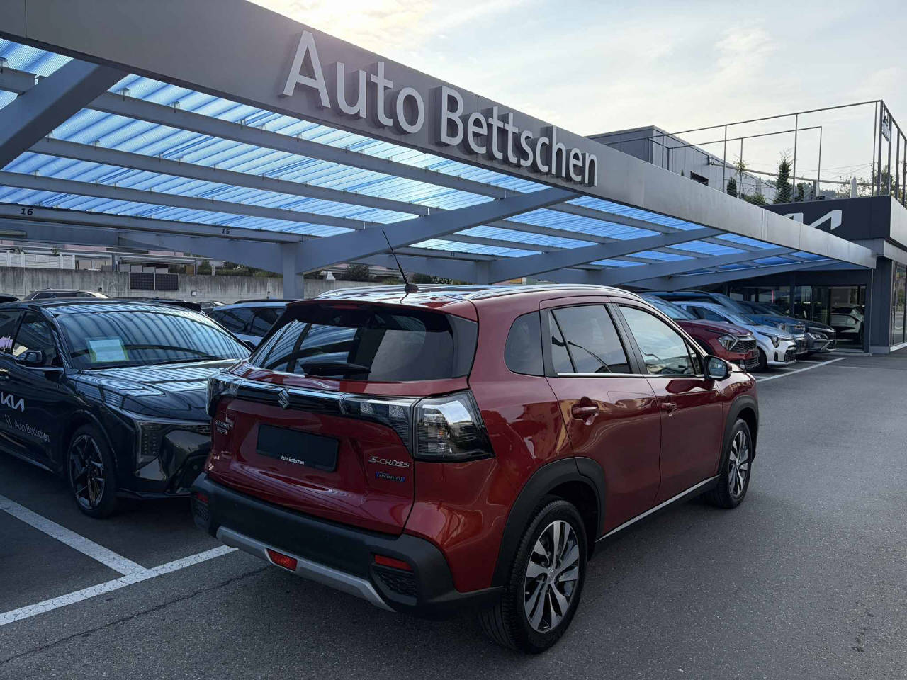 SUZUKI S-Cross 1.5 Compact Top Hybrid 4x4-image-6
