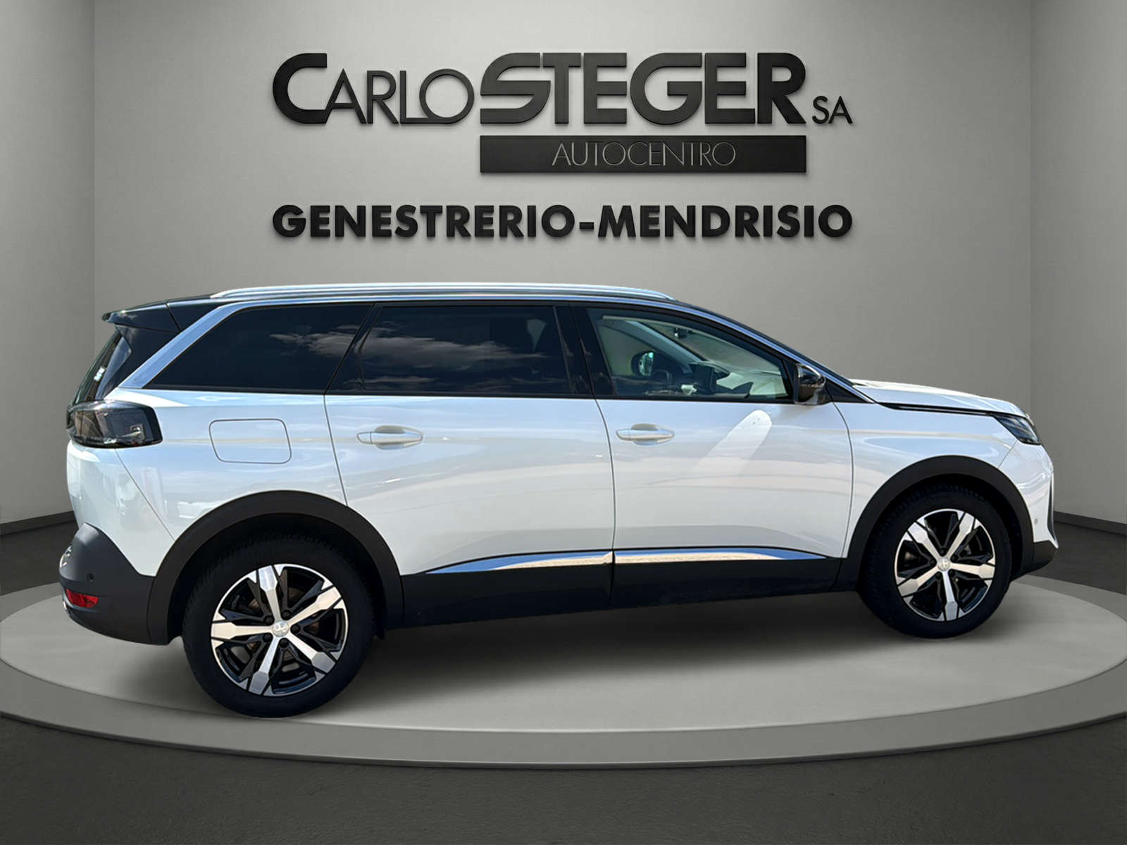 PEUGEOT 5008 1.5 BlueHDi Allure Pack EAT8-image-12