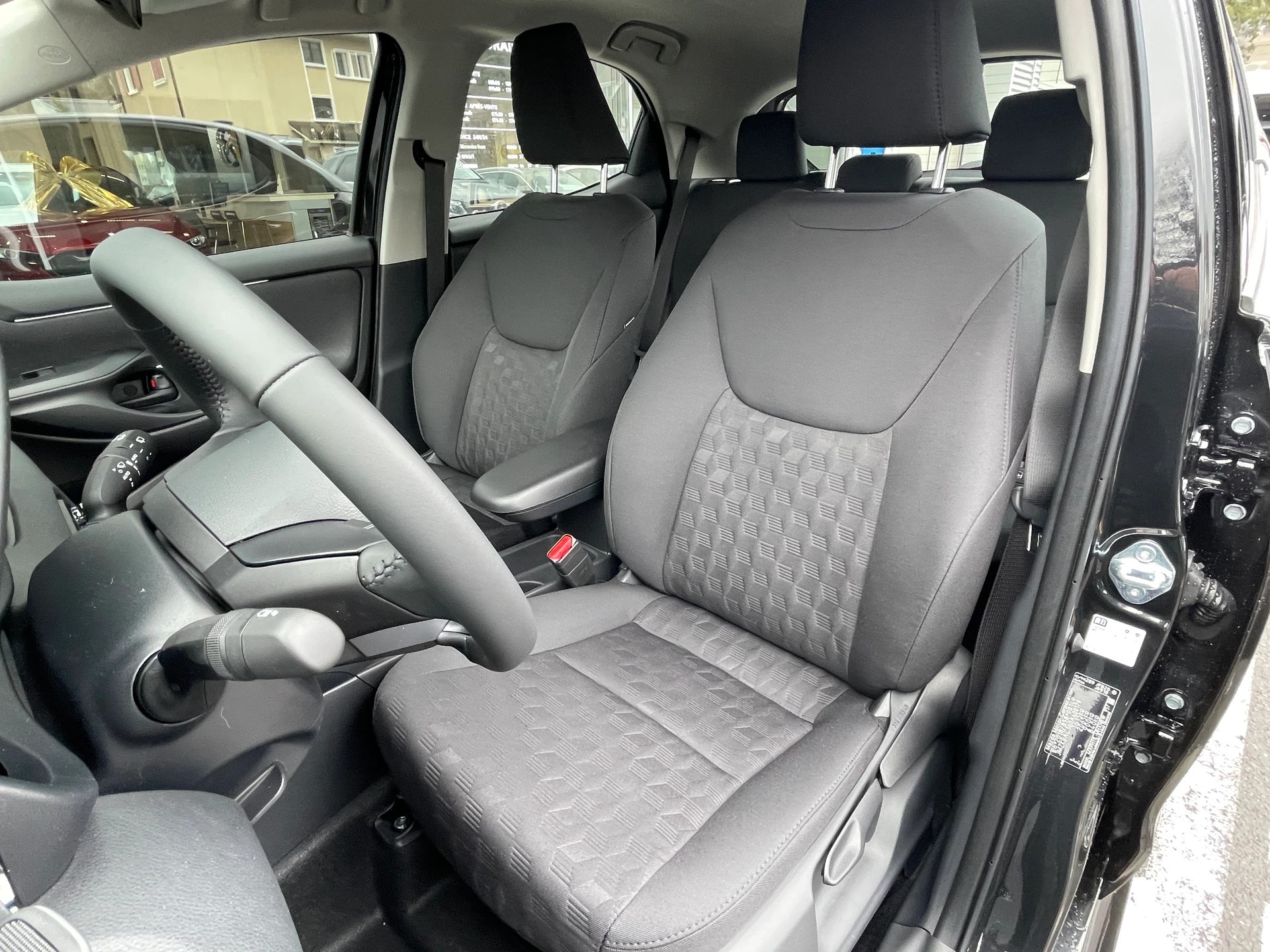 MAZDA 2 Hybrid Centre-line-image-7