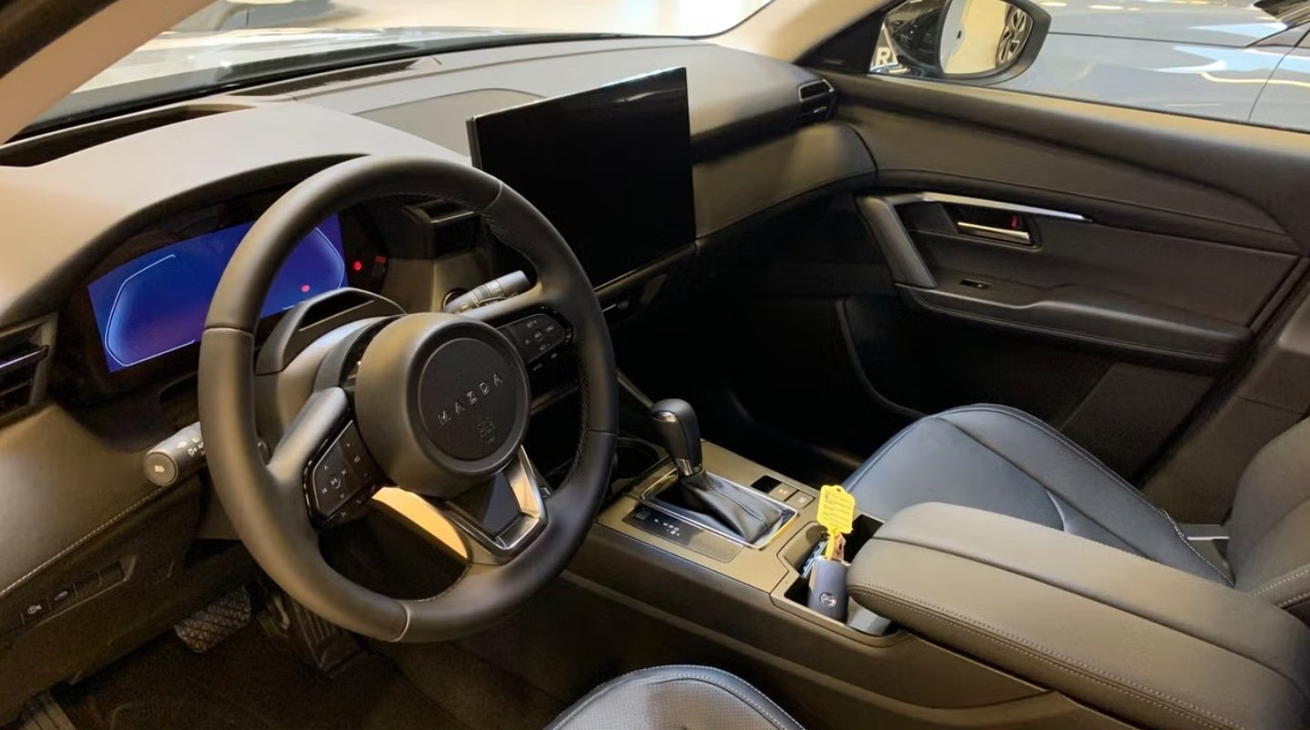 MAZDA CX-5 e-Skyactiv-G 165 Center-line AWD Automat-image-12