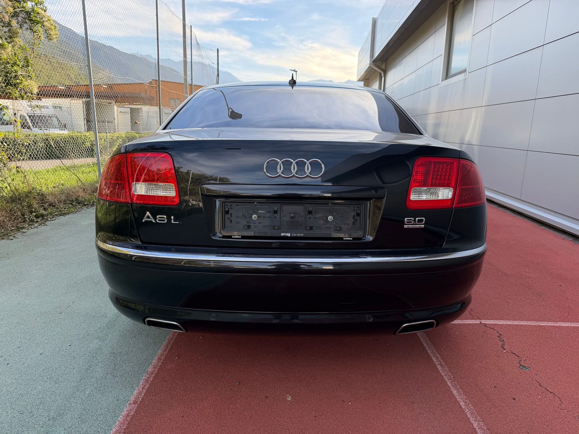AUDI A8 L 6.0 quattro tiptronic-image-5