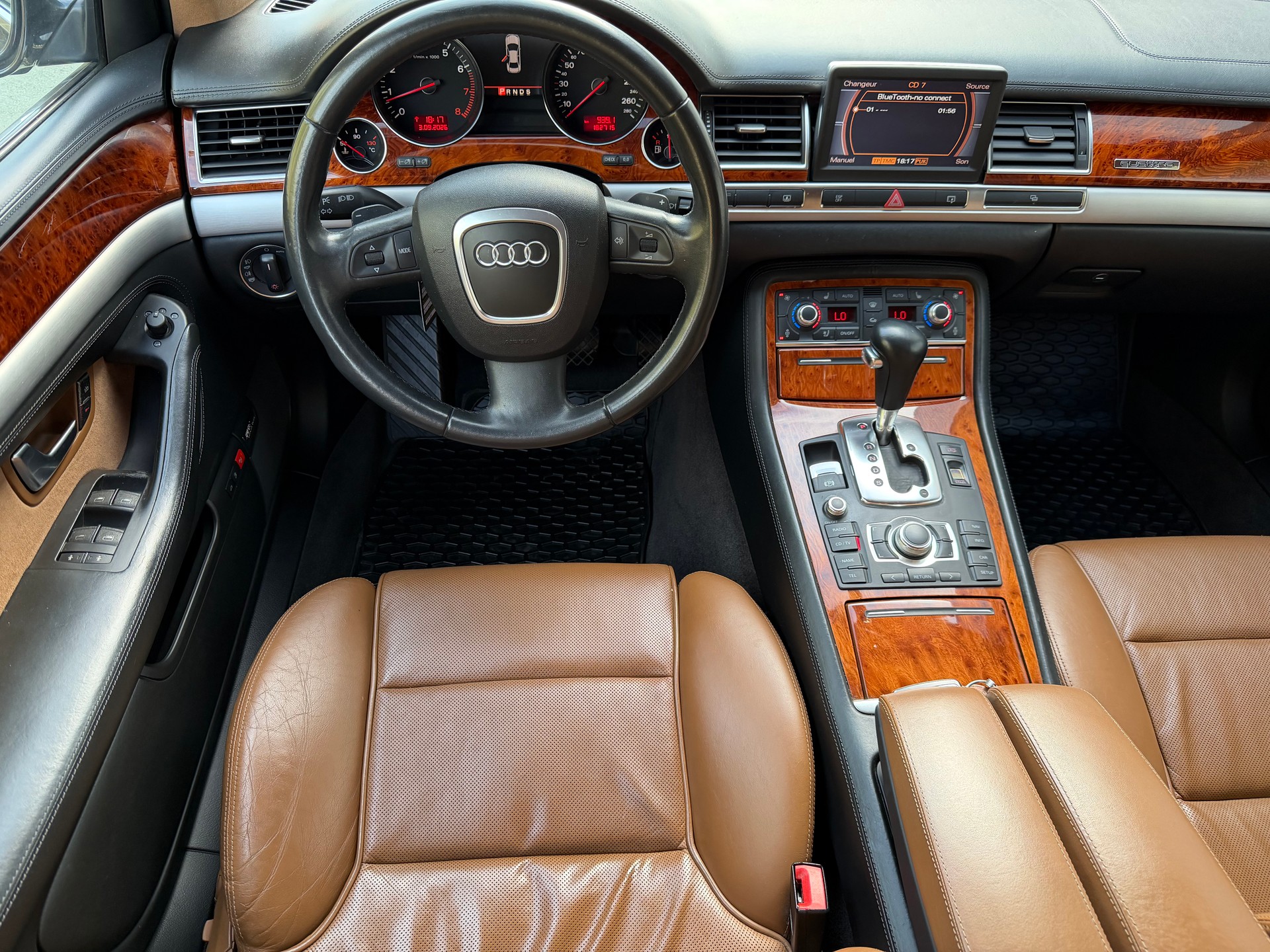 AUDI A8 L 6.0 quattro tiptronic-image-7