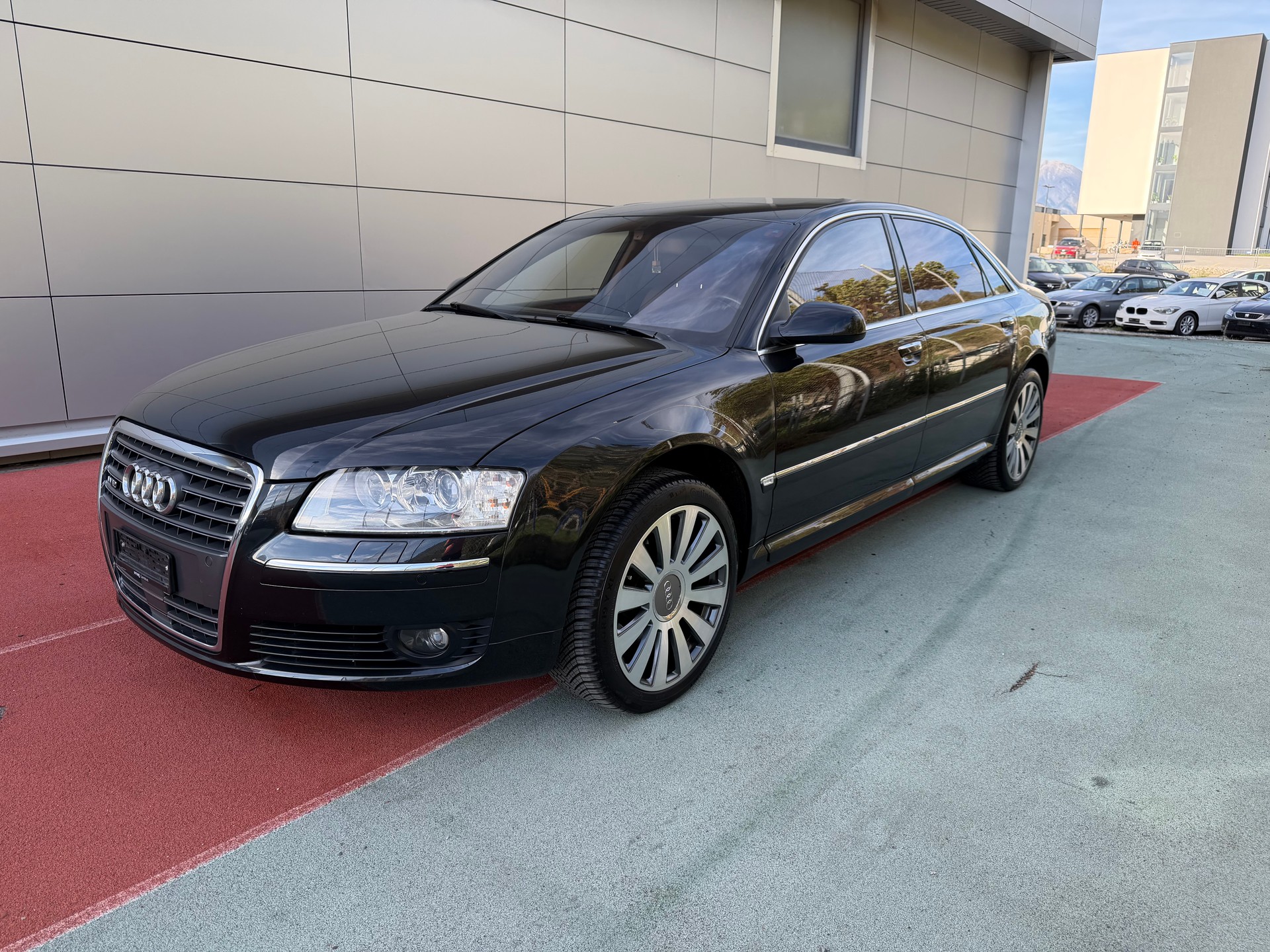 AUDI A8 L 6.0 quattro tiptronic-image-0