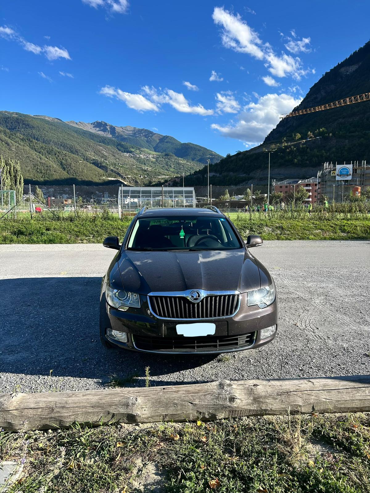 SKODA SUPERB COMBI ELEGANCE FSI V6 4X4 DSG — slika 14