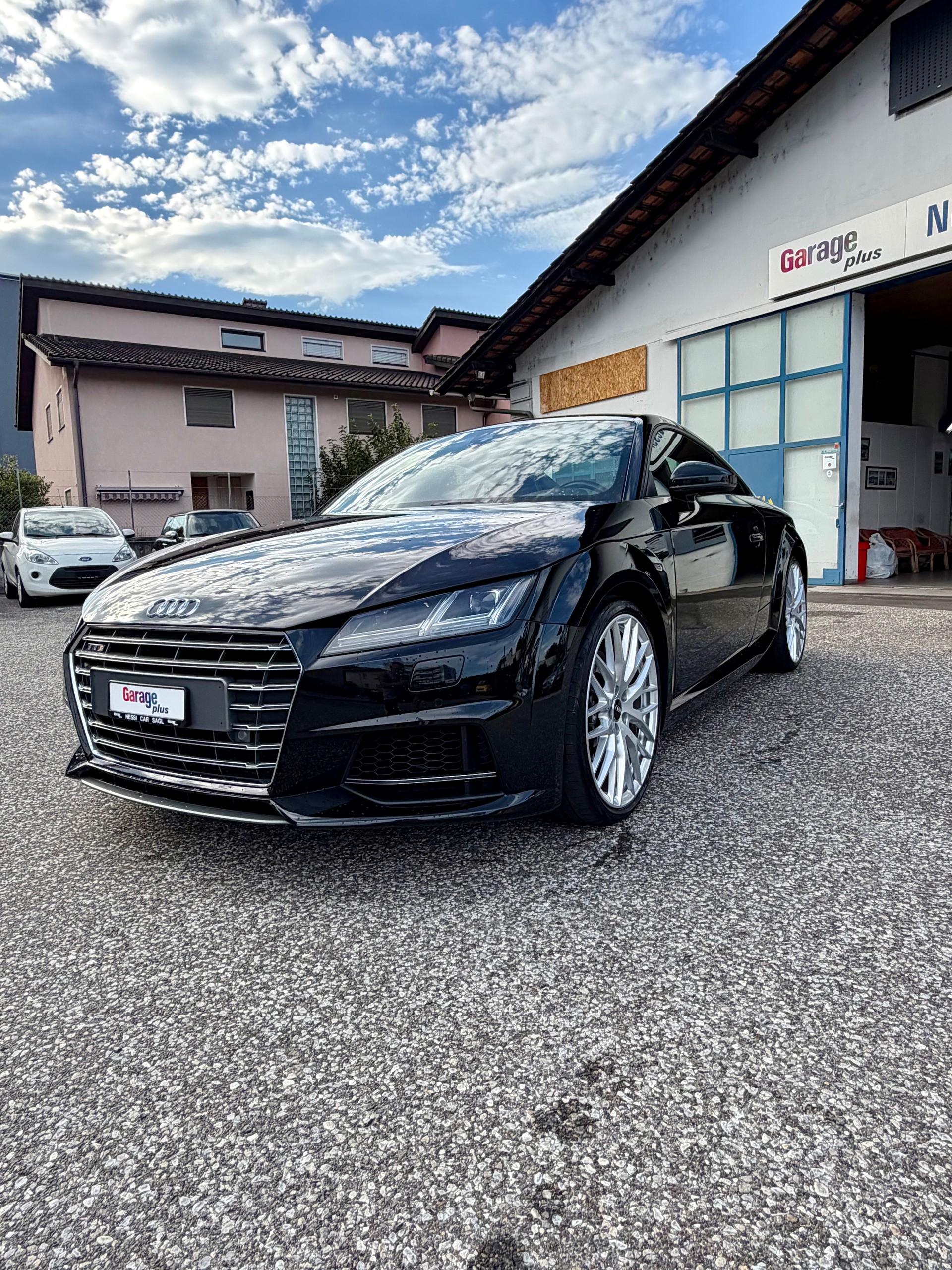 AUDI TTS Coupé 2.0 TFSI quattro S-tronic-image-1