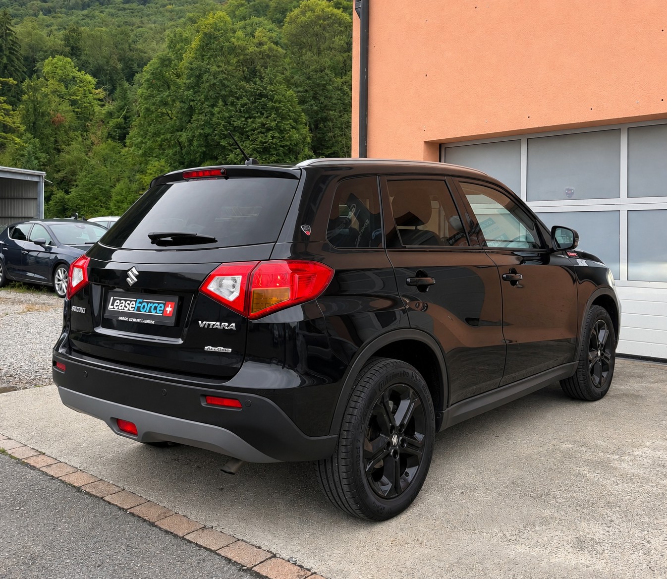 SUZUKI Vitara 1.4 Boosterjet Sergio Cellano Top Automatic-image-3