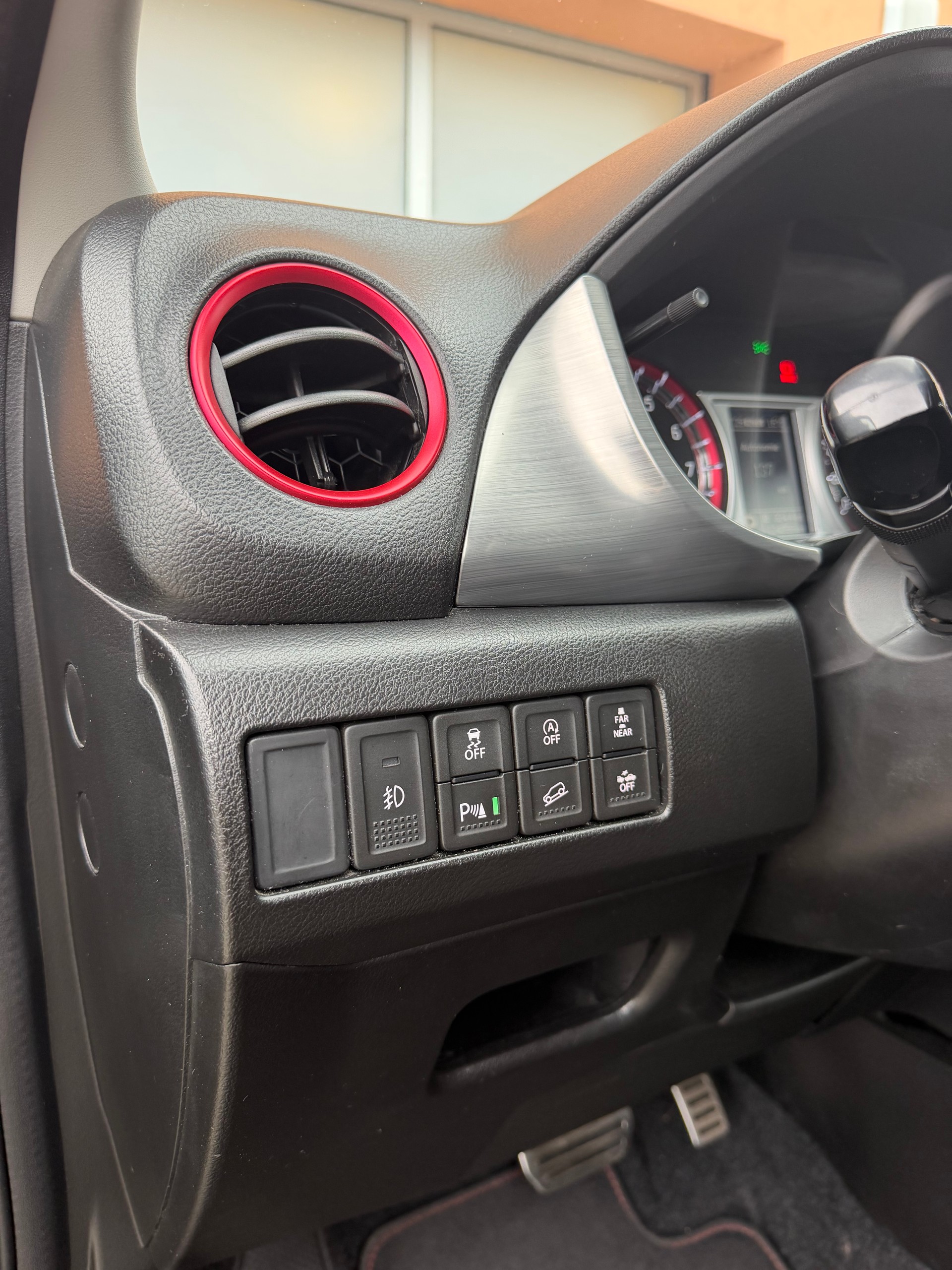 SUZUKI Vitara 1.4 Boosterjet Sergio Cellano Top Automatic-image-12