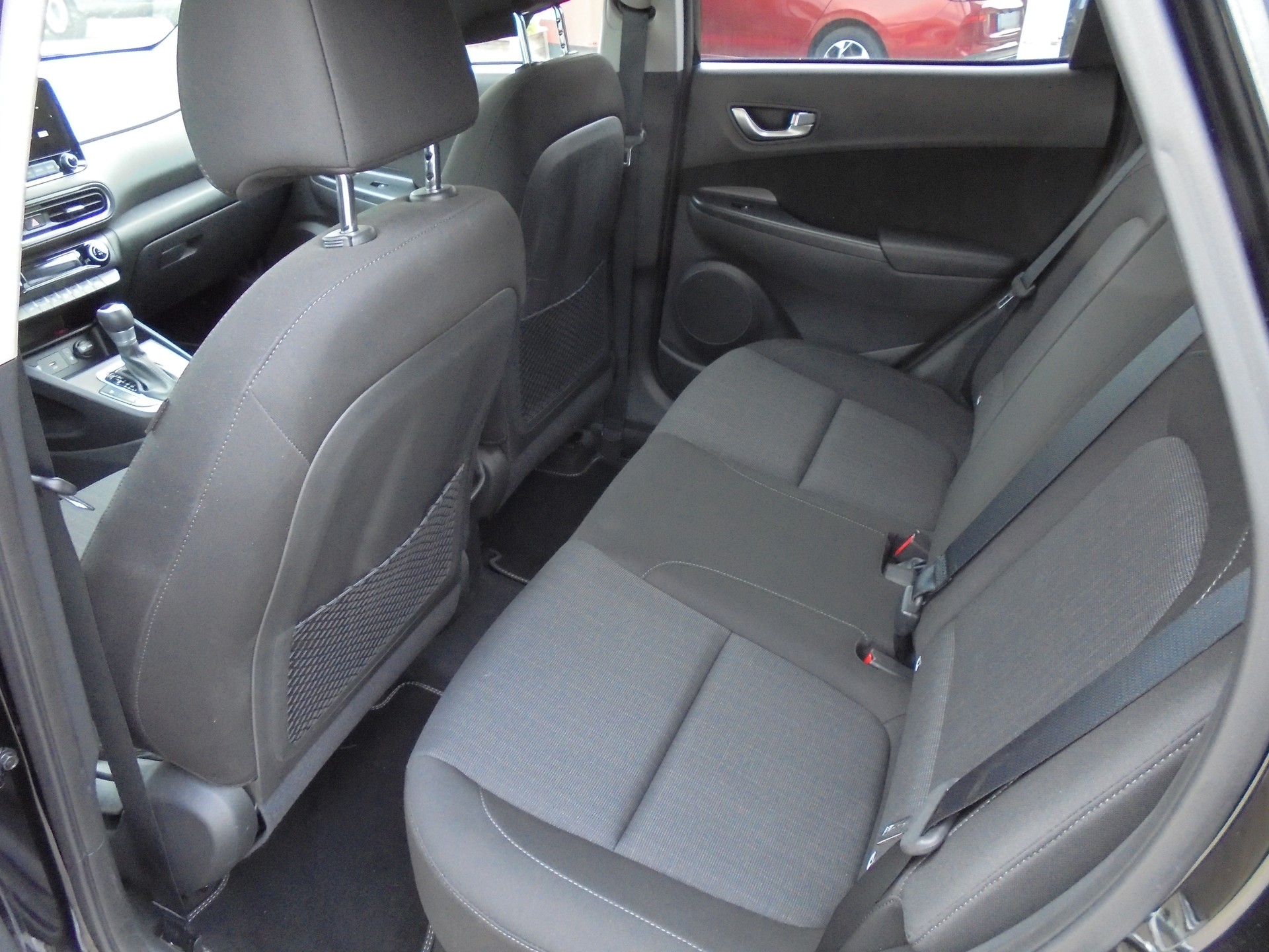 HYUNDAI Kona 1.6 GDi HEV Amplia DCT-image-13