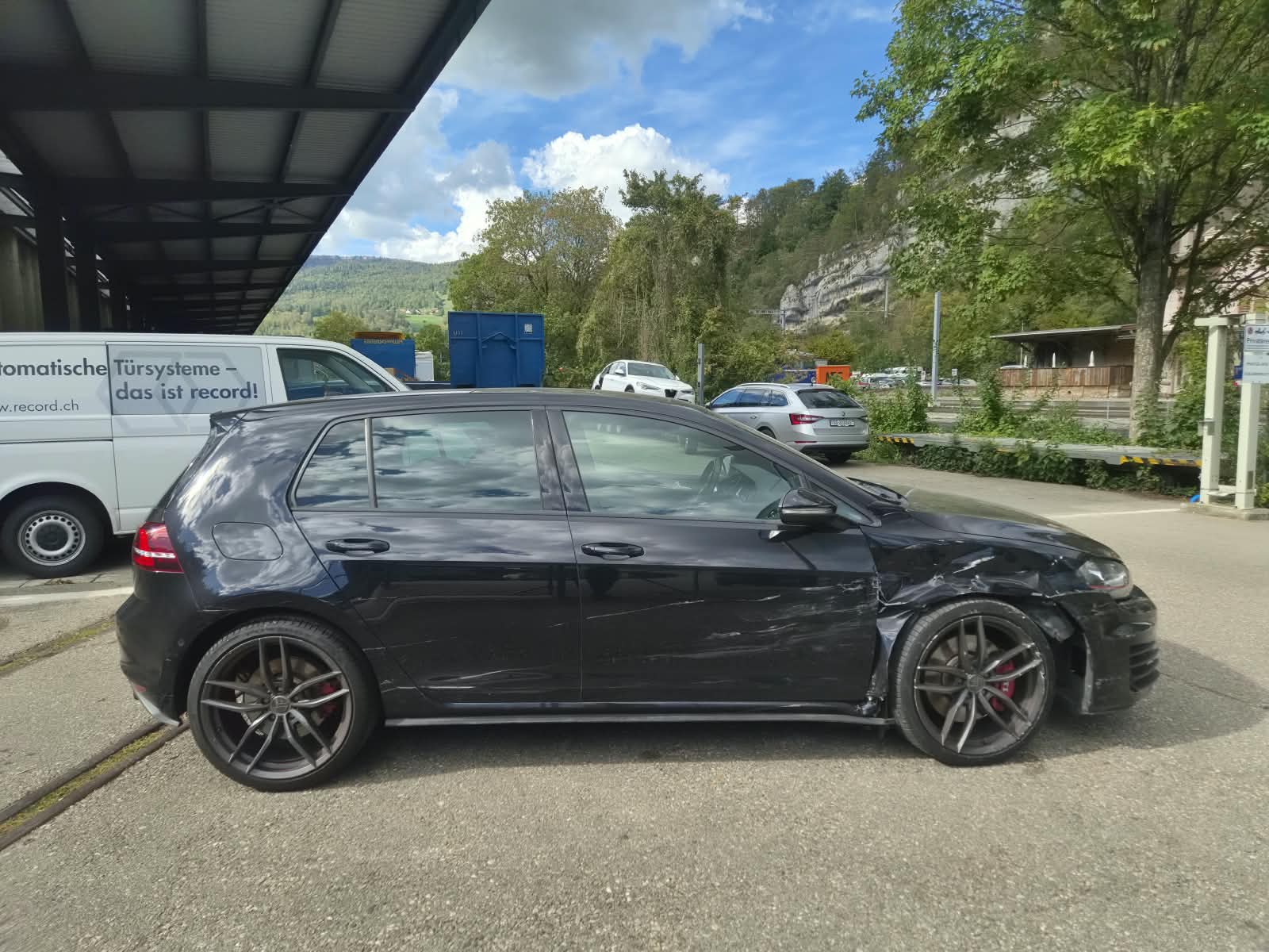 VW Golf 2.0 TSI GTI Performance DSG-image-3