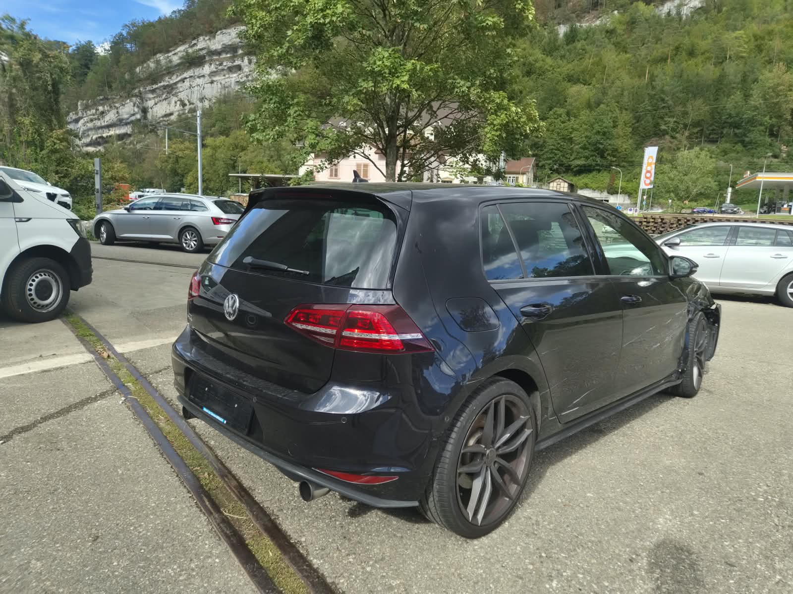 VW Golf 2.0 TSI GTI Performance DSG-image-1