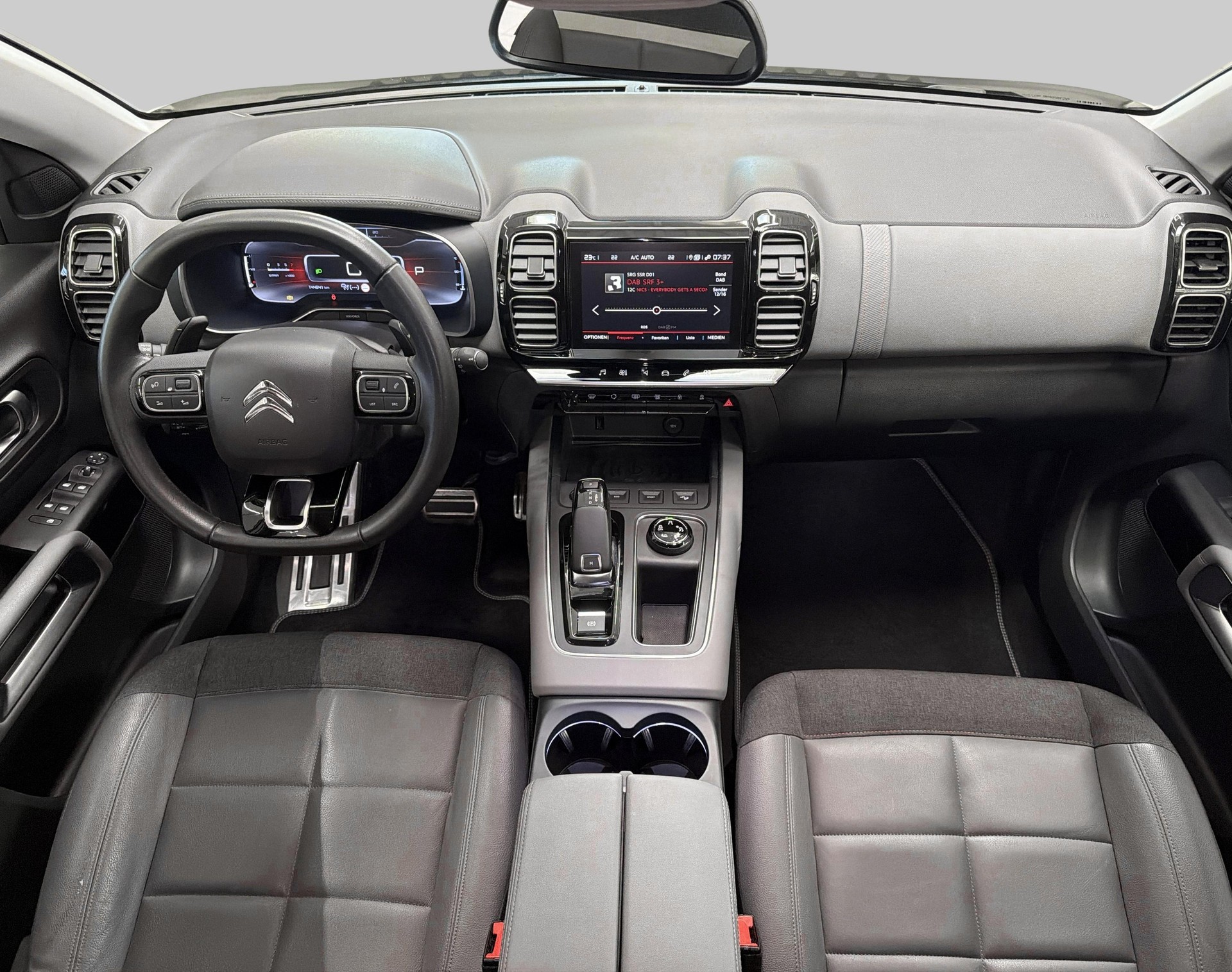 CITROEN C5 Aircross 1.5 HDi Shine-image-4
