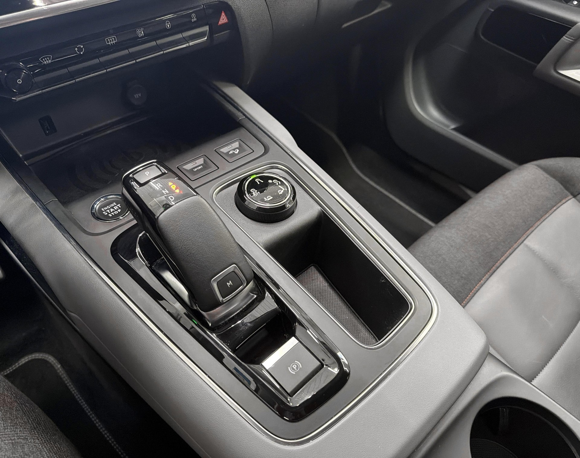 CITROEN C5 Aircross 1.5 HDi Shine-image-13