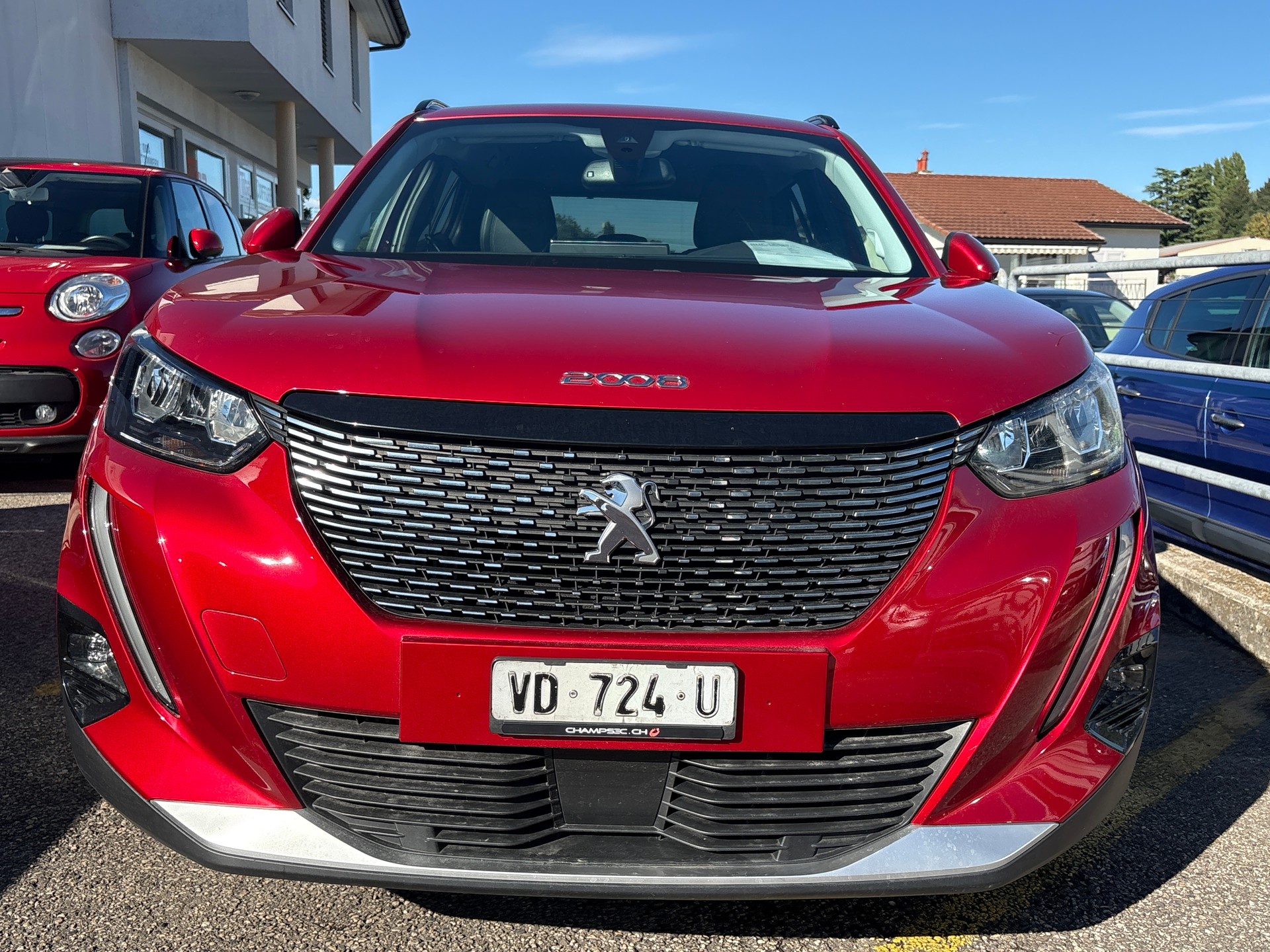 PEUGEOT 2008 1.2 PureTech Allure Pack EAT8-image-0