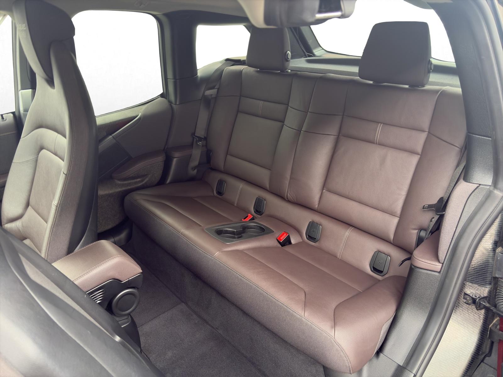 BMW i3s 120 Ah-image-13