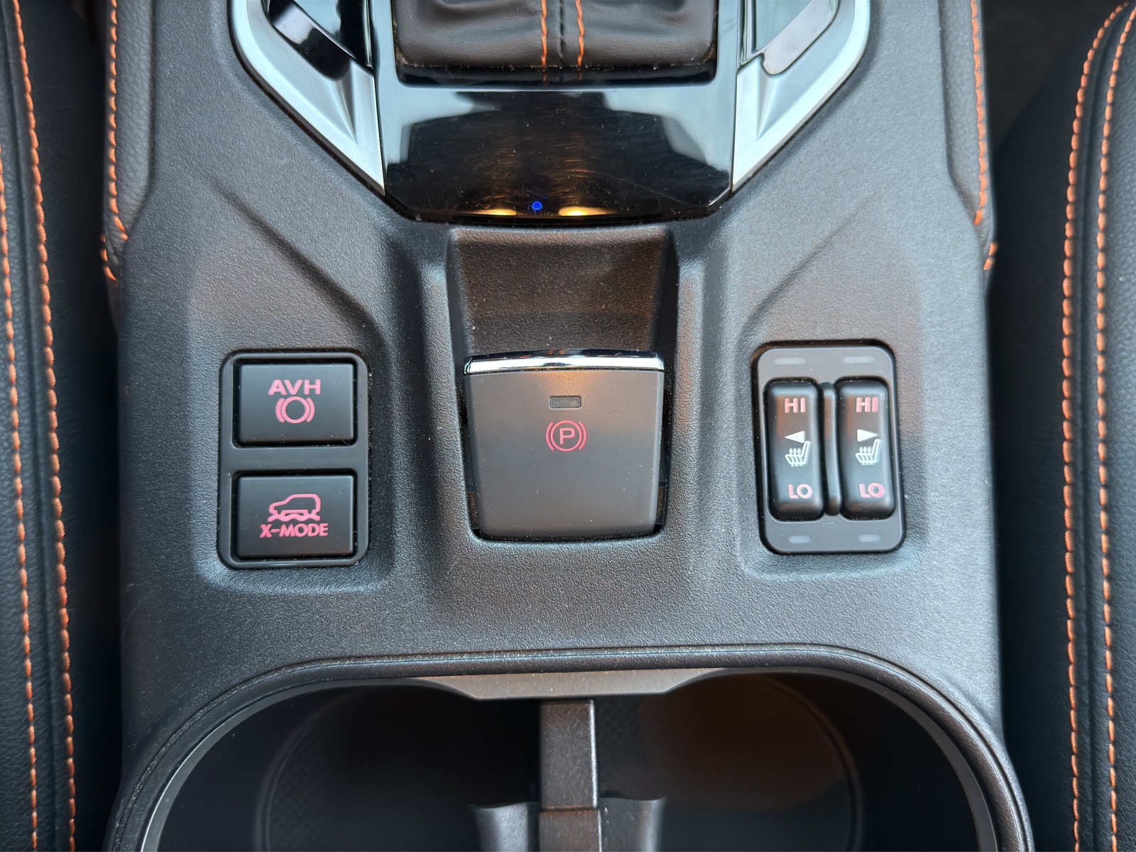 SUBARU XV 2.0 e-Boxer Swiss Plus AWD Lineartronic-image-24