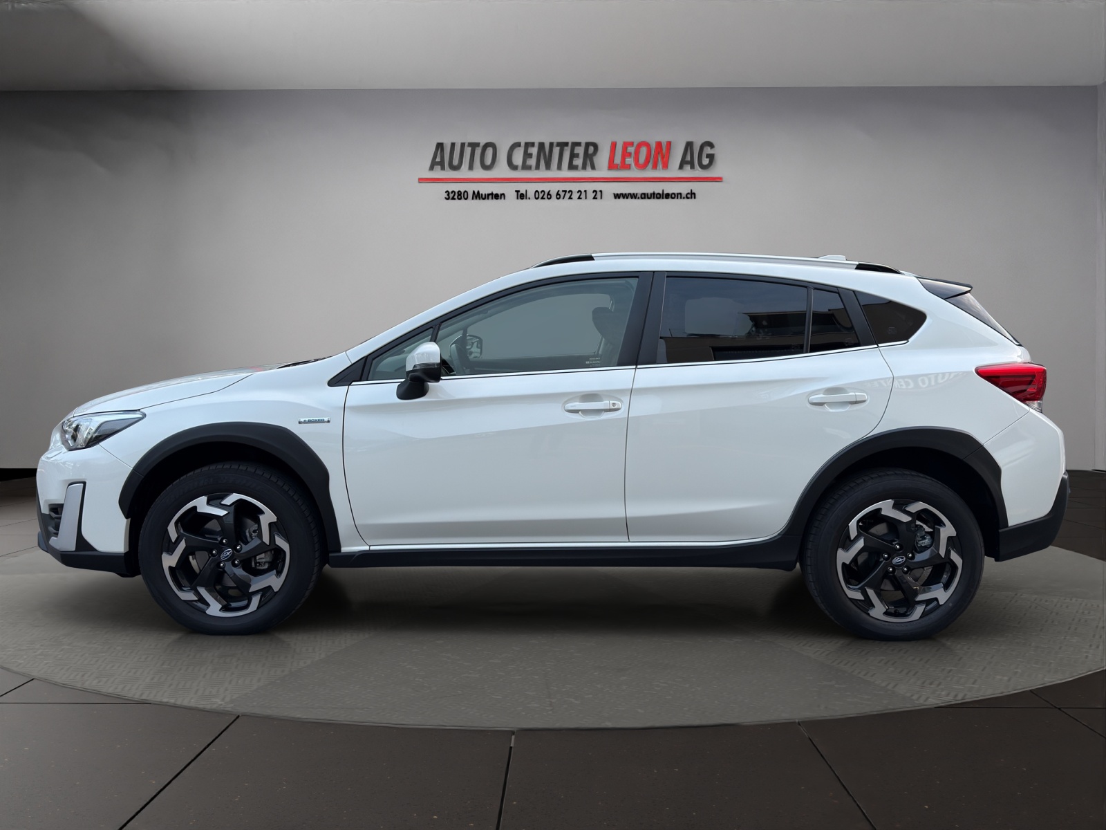 SUBARU XV 2.0 e-Boxer Swiss Plus AWD Lineartronic-image-2