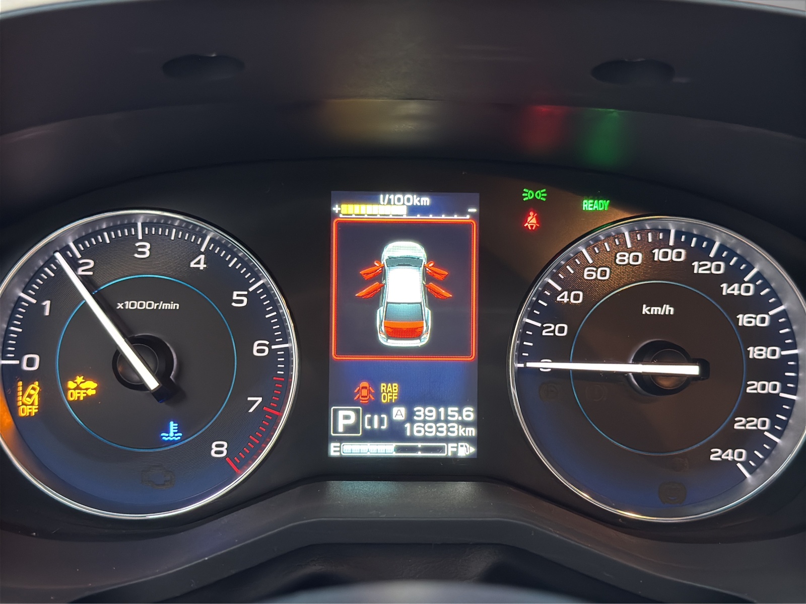 SUBARU XV 2.0 e-Boxer Swiss Plus AWD Lineartronic-image-10