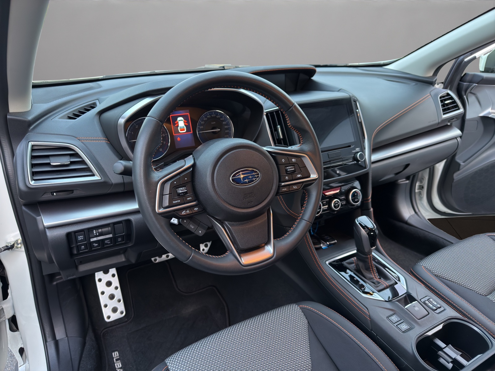 SUBARU XV 2.0 e-Boxer Swiss Plus AWD Lineartronic-image-9