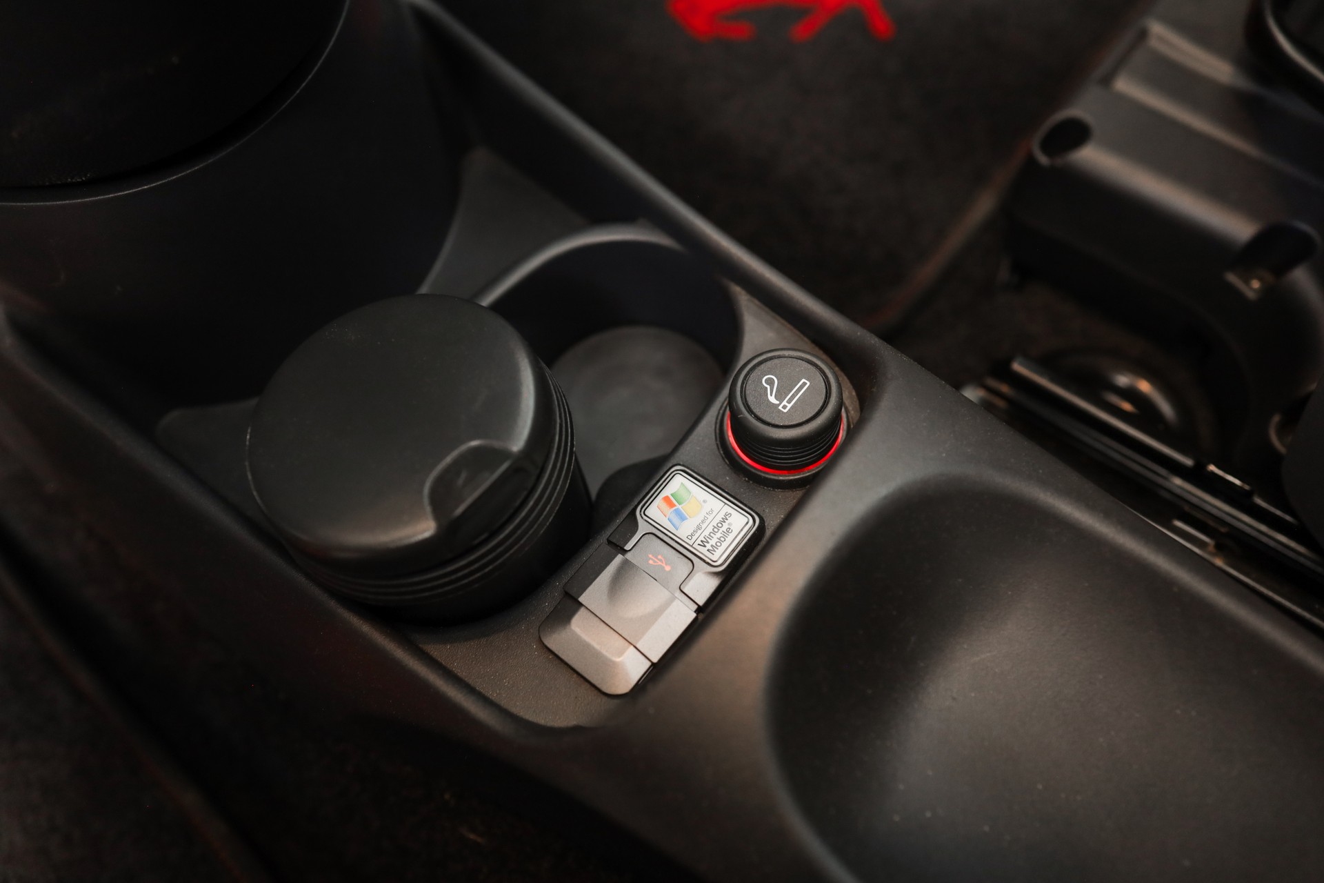 FIAT 500 1.4 16V Sport Ferrari Dealers 122/200-image-14