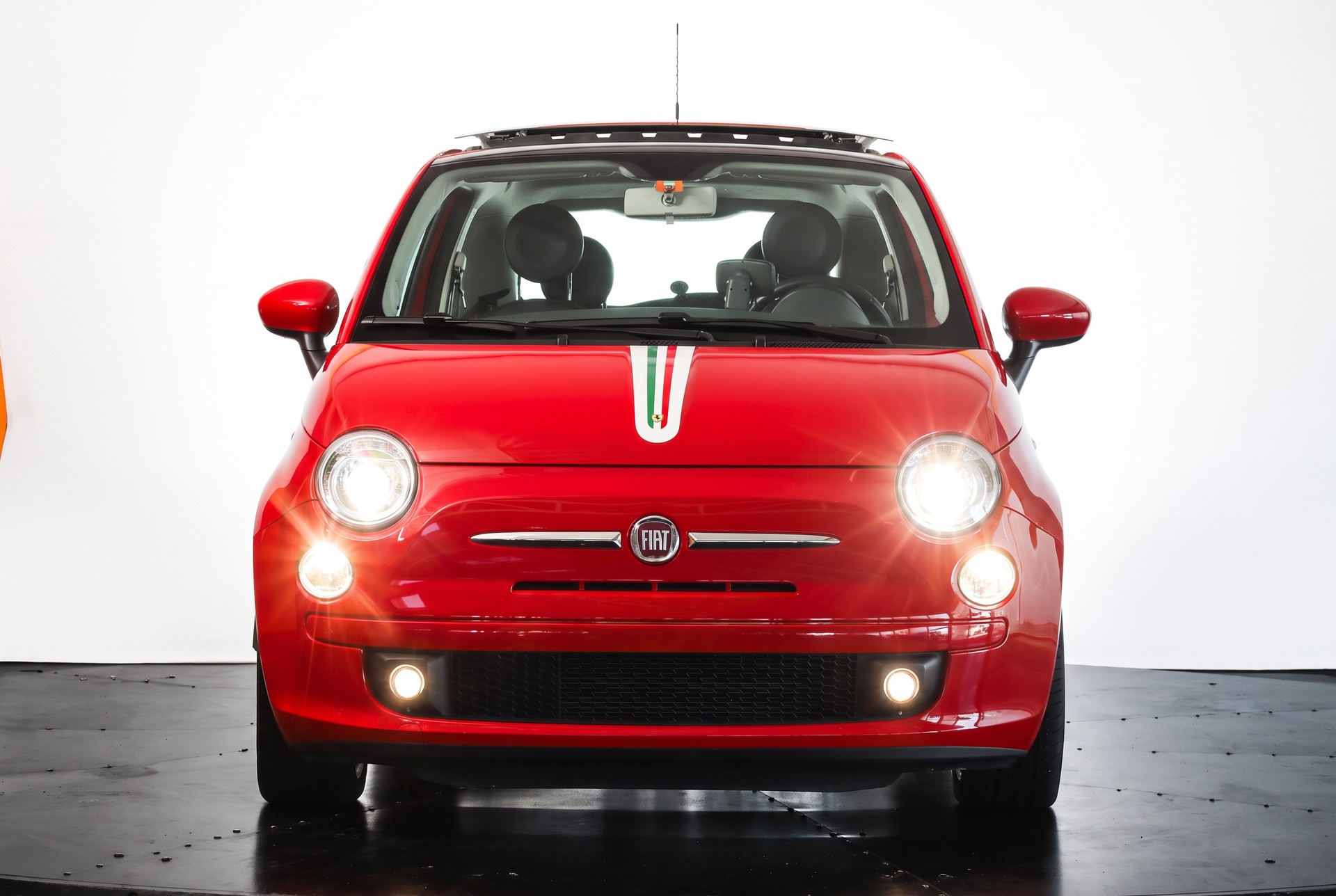 FIAT 500 1.4 16V Sport Ferrari Dealers 122/200-image-1