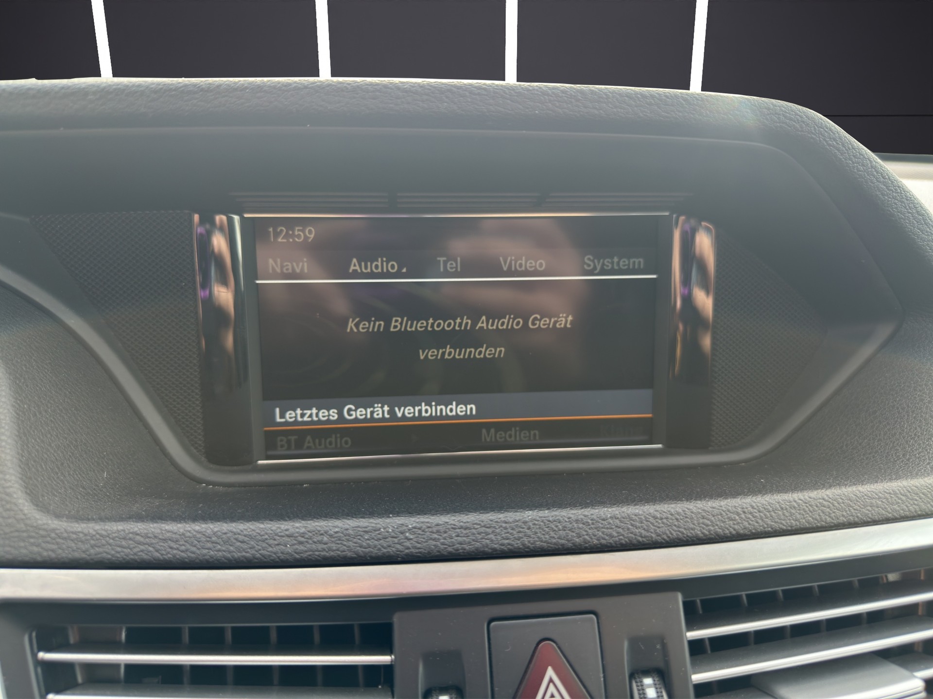 MERCEDES-BENZ E 350 CDI BlueEfficiency Elégance 4Matic 7G-Tronic-image-18