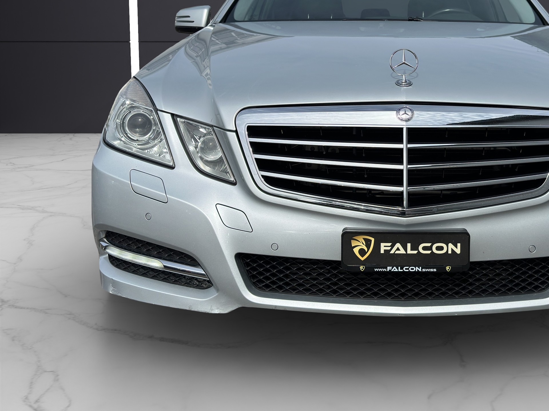 MERCEDES-BENZ E 350 CDI BlueEfficiency Elégance 4Matic 7G-Tronic-image-27