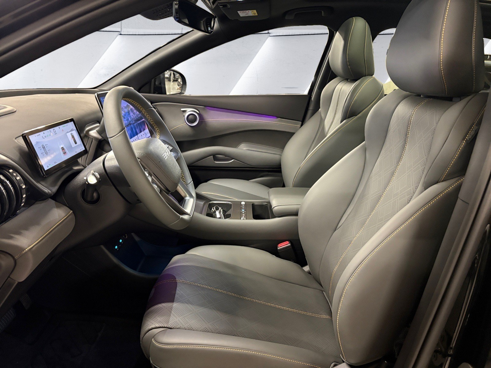 BYD Atto 3 EVO 74.8 kWh Excellence AWD-image-12