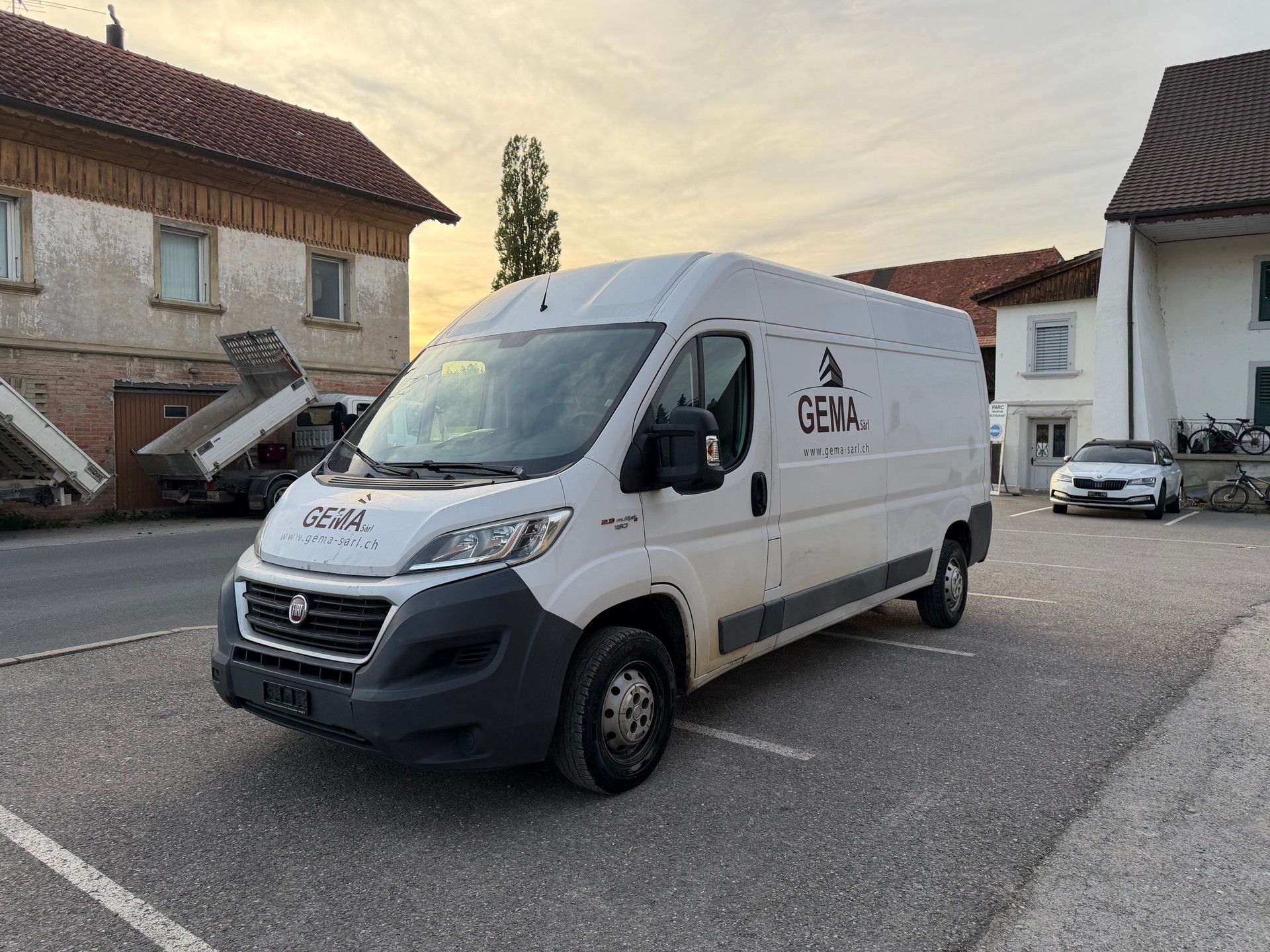 FIAT Ducato 35 2.3 MJ Comfort Matic-image-1