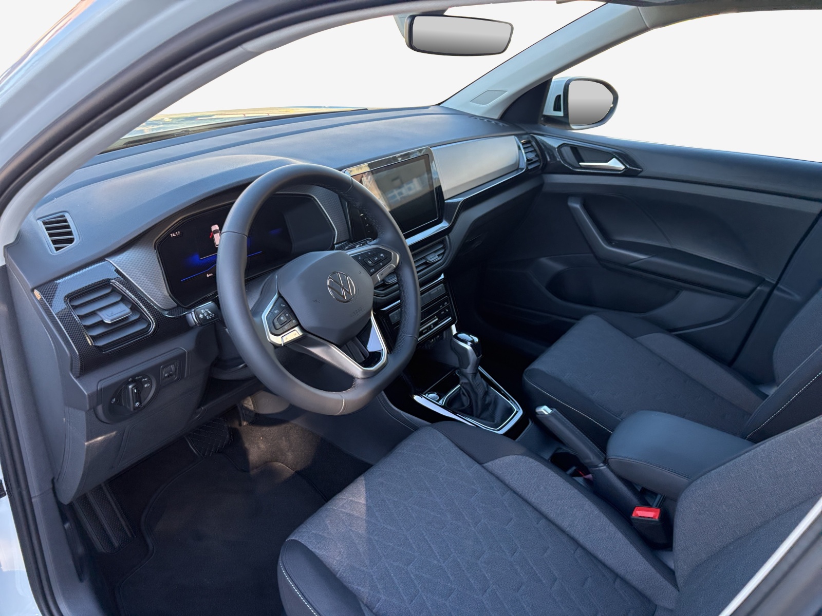 VW T-Cross 1.0 TSI EVO Life DSG-image-8