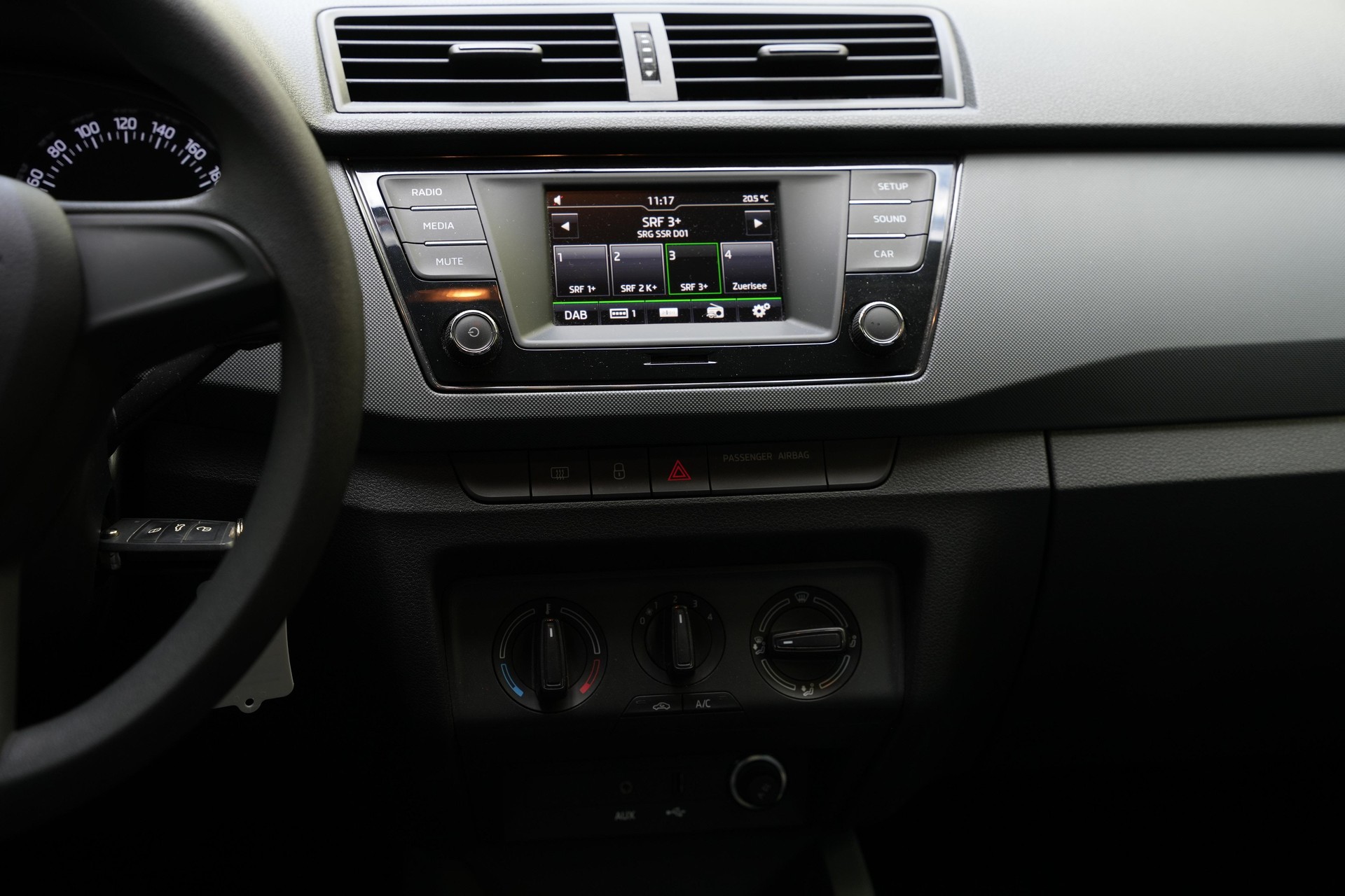 SKODA Fabia 1.0 MPI Active-image-11