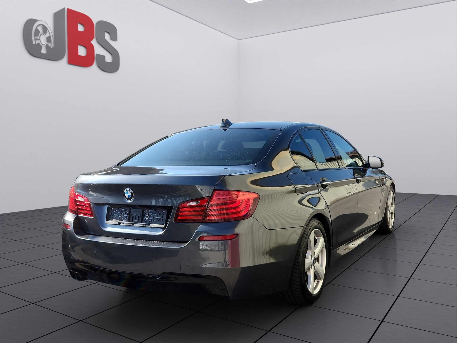 BMW 520d xDrive Luxury Line Steptronic-image-1
