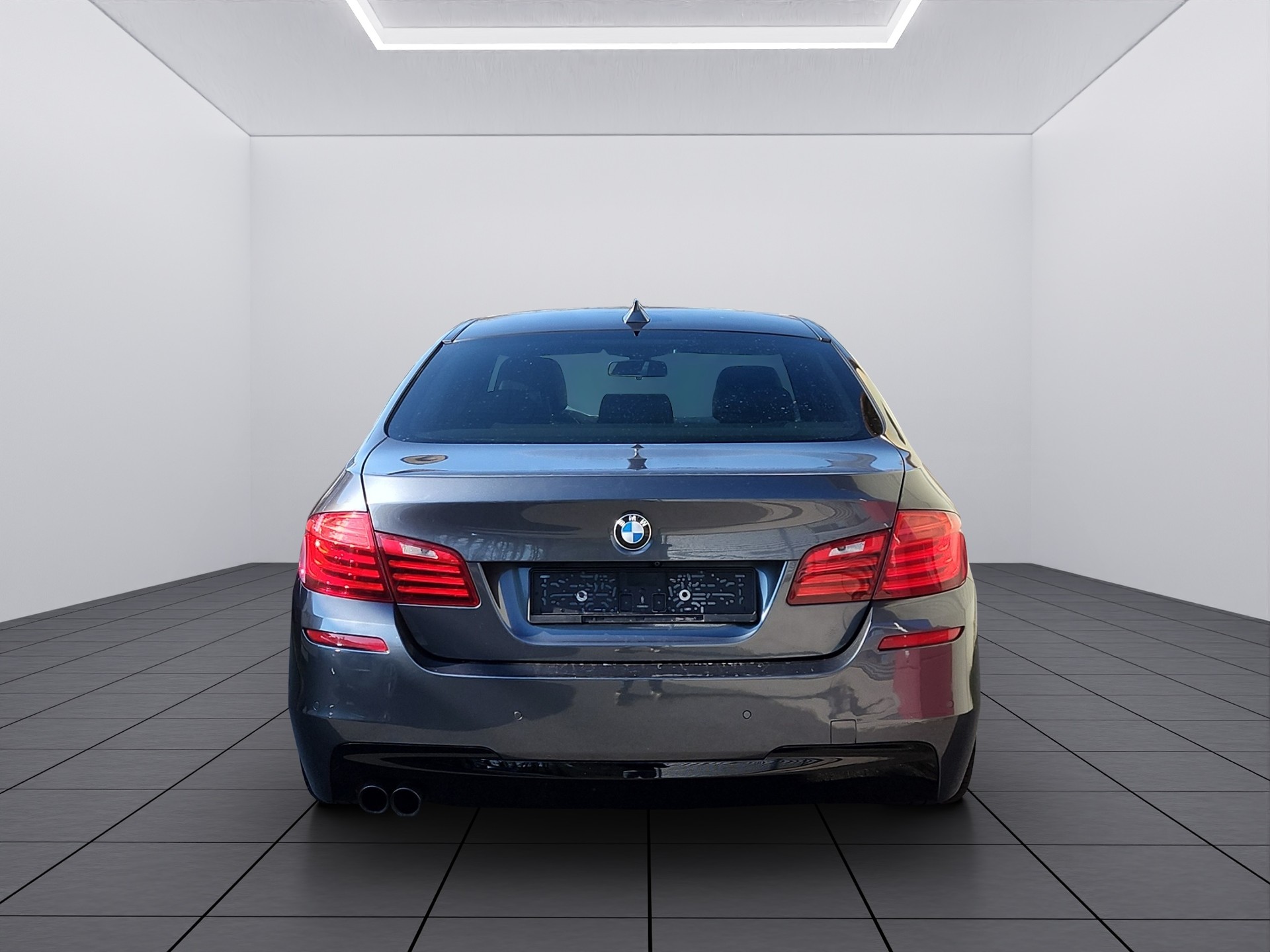 BMW 520d xDrive Luxury Line Steptronic-image-3