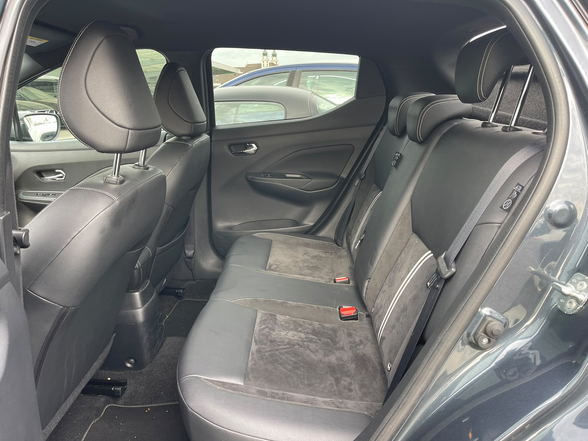 NISSAN Micra IG-T 100 acenta Xtronic-image-12