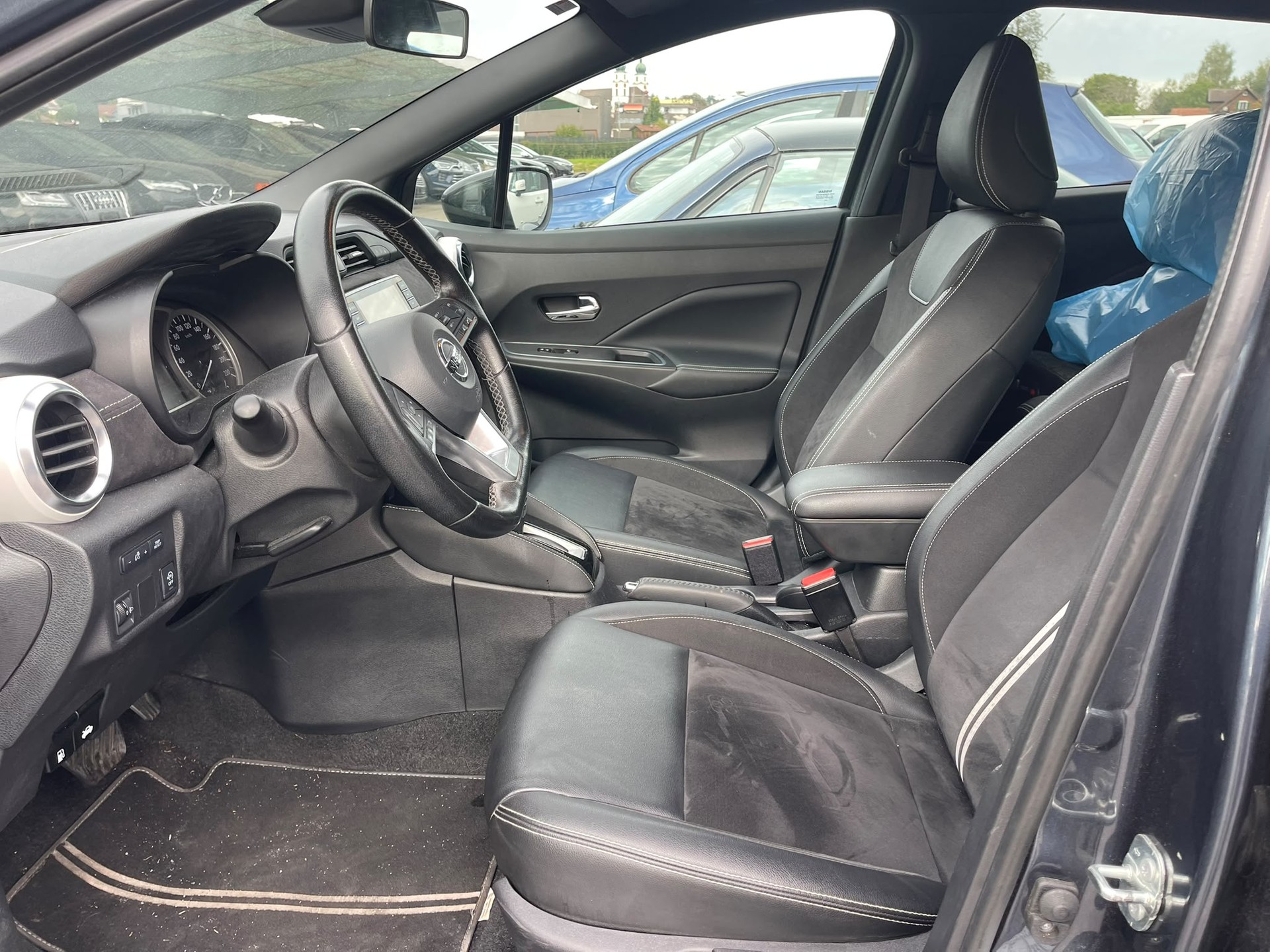 NISSAN Micra IG-T 100 acenta Xtronic-image-10