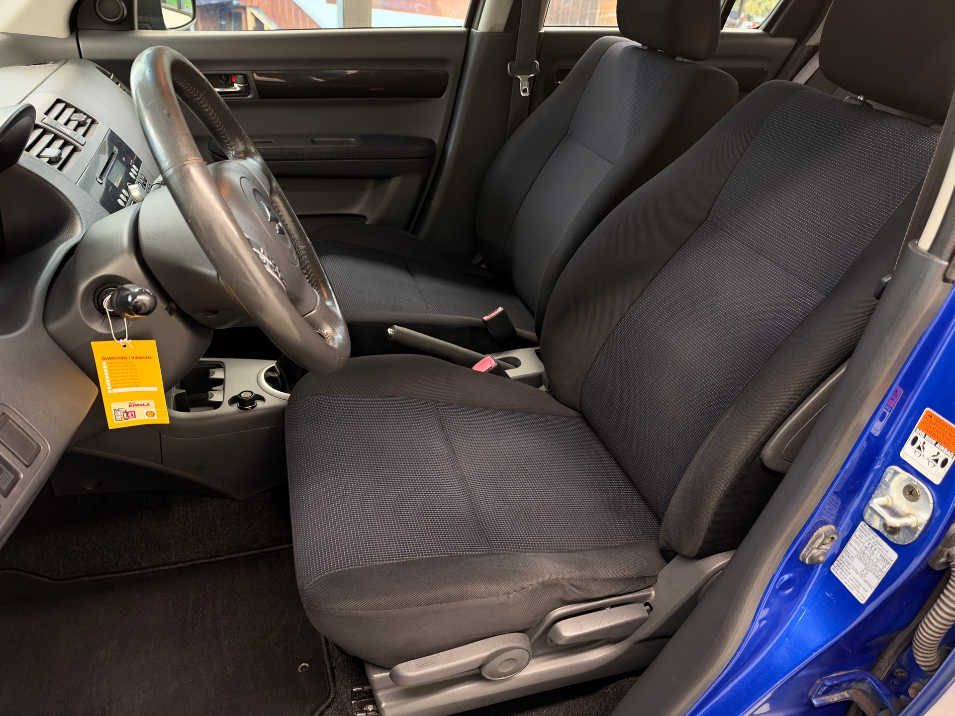 SUZUKI Swift 1.3i 16V GL 4x4-image-12