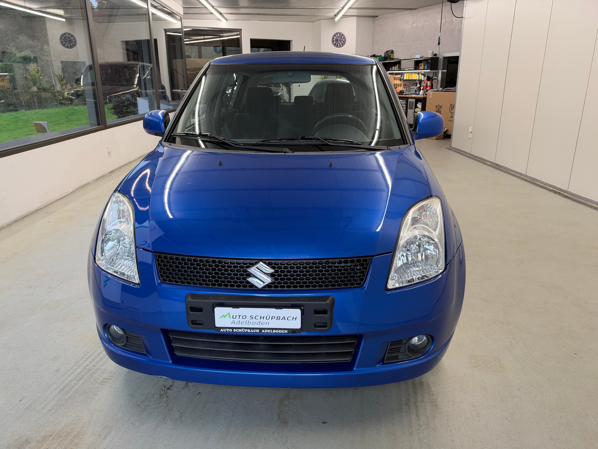 SUZUKI Swift 1.3i 16V GL 4x4-image-9
