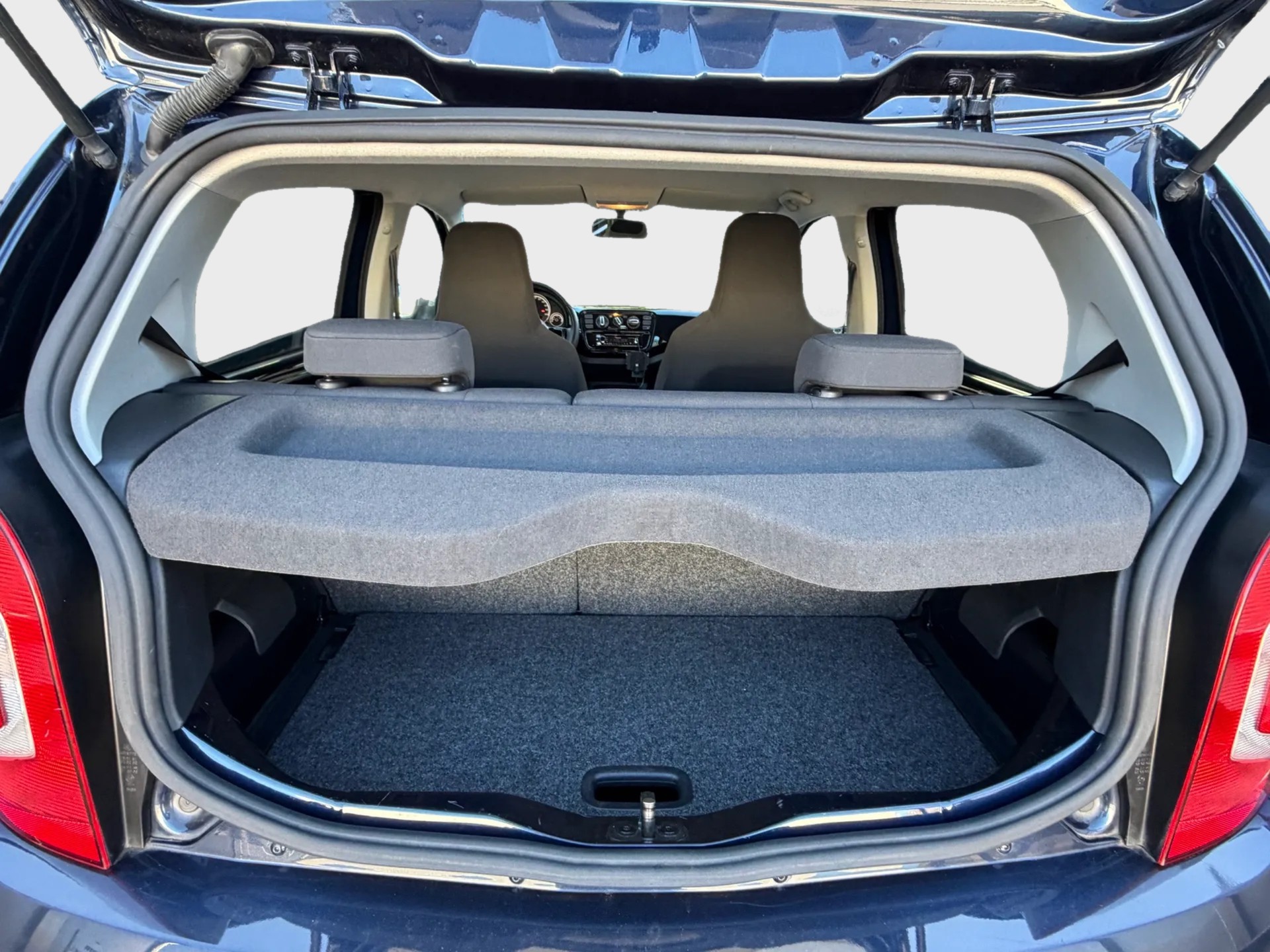VW Up 1.0 high up-image-19
