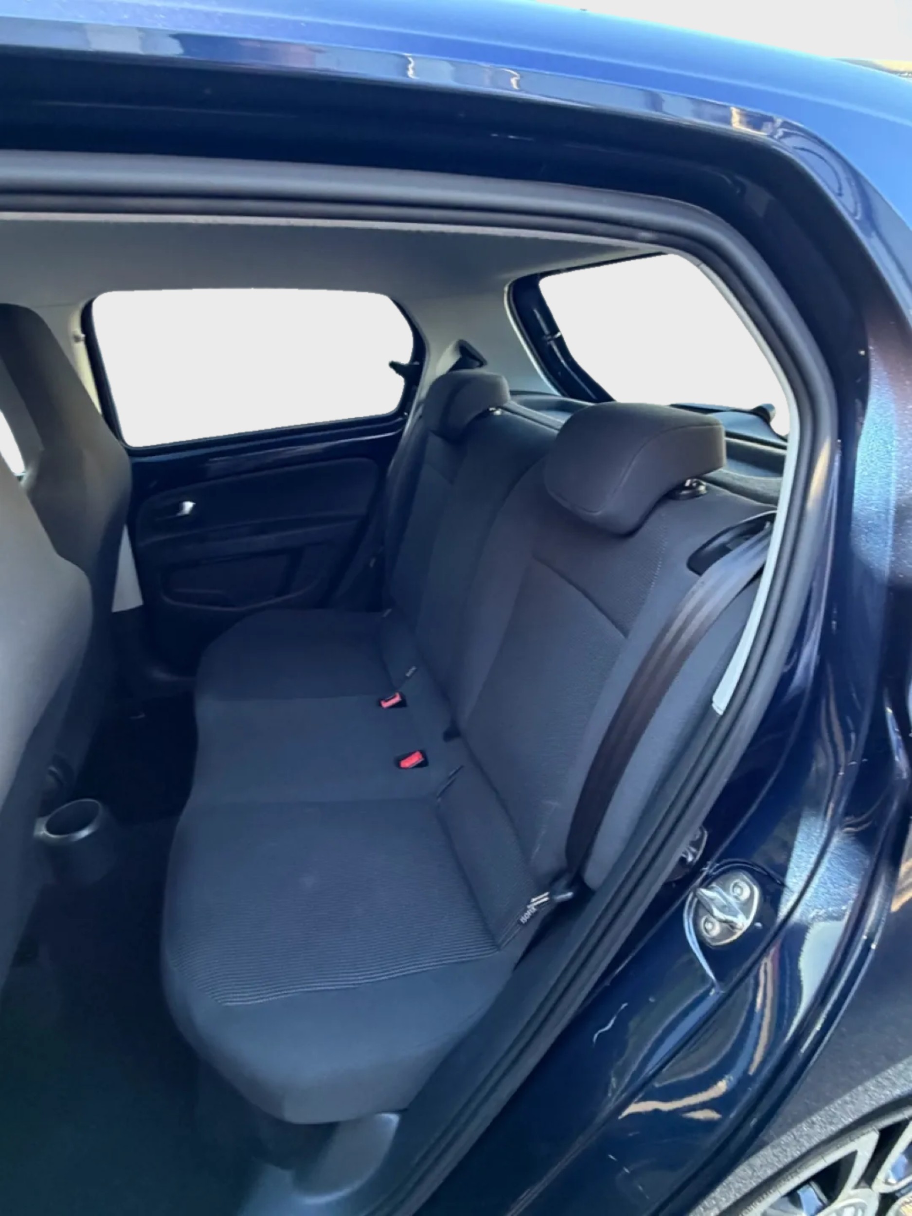 VW Up 1.0 high up-image-18