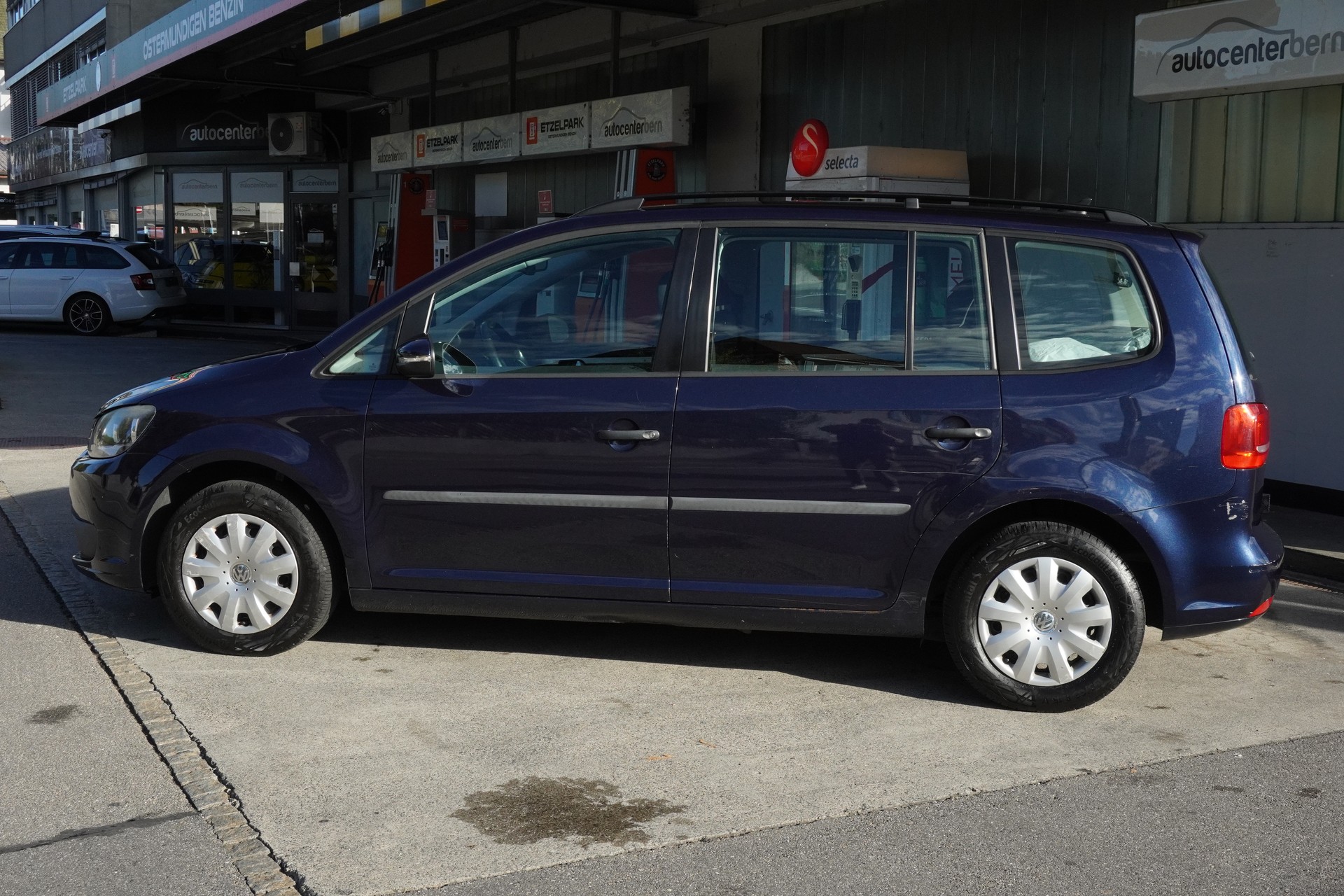 VW Touran 1.6 TDI Trendline-image-7
