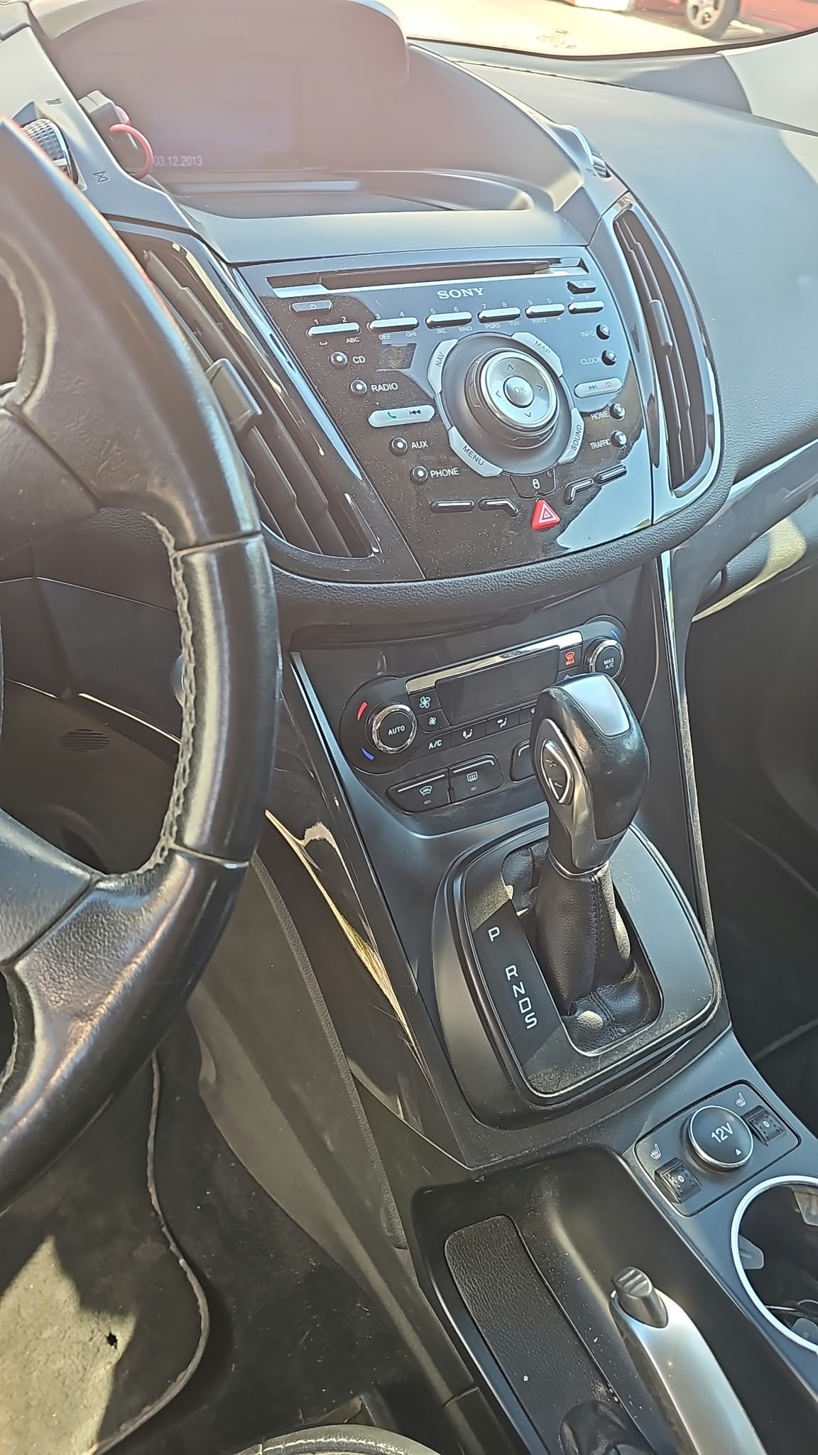 FORD Kuga 2.0 TDCi Carving 4WD PowerShift-image-5