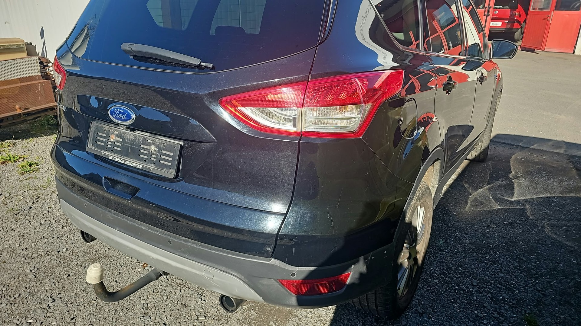 FORD Kuga 2.0 TDCi Carving 4WD PowerShift-image-3