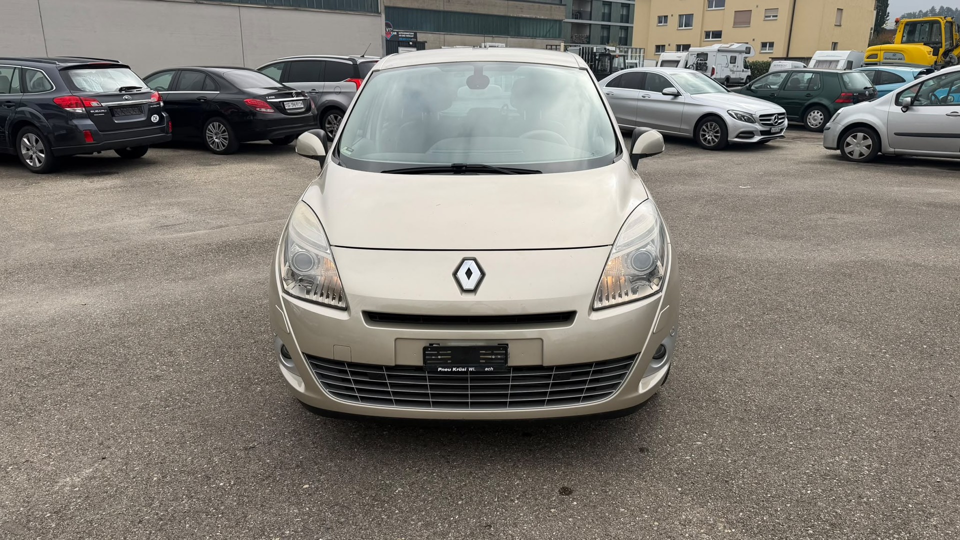 RENAULT Grand Scénic 2.0 dCi Privilège Automatic-image-2